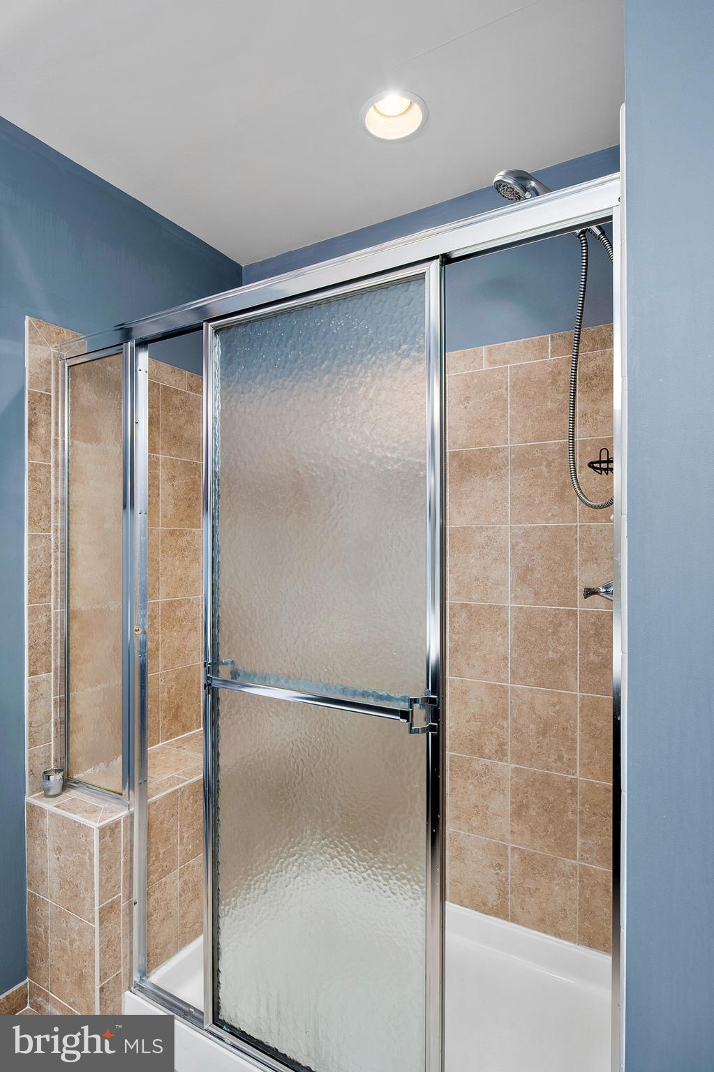 BRIDGEWATER AT CARVEL BEACH - Residential