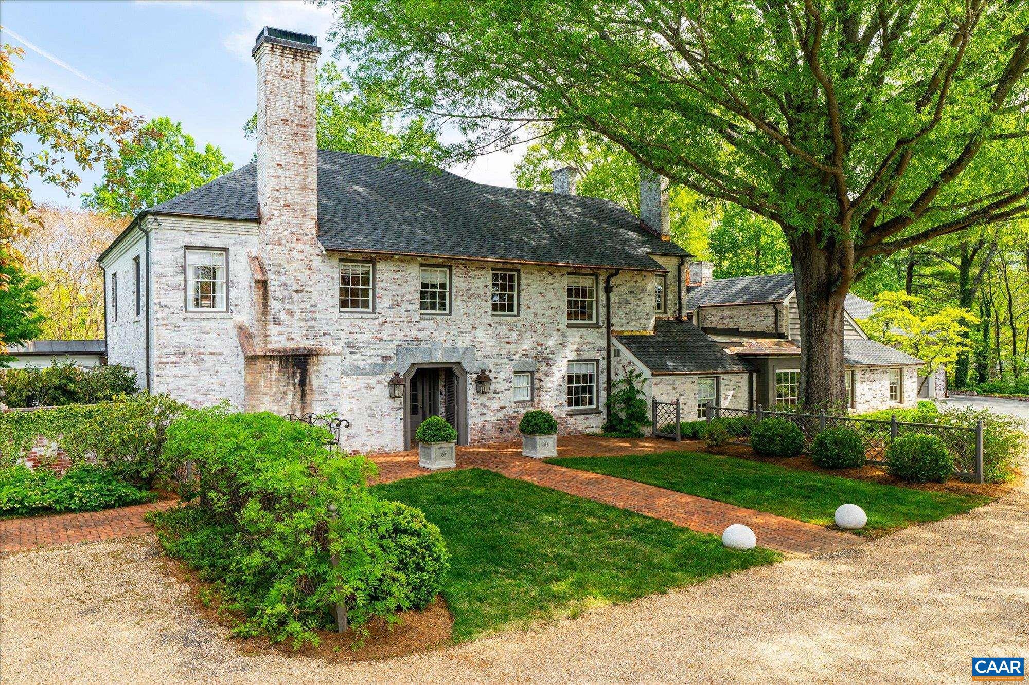 325 FARMINGTON DR