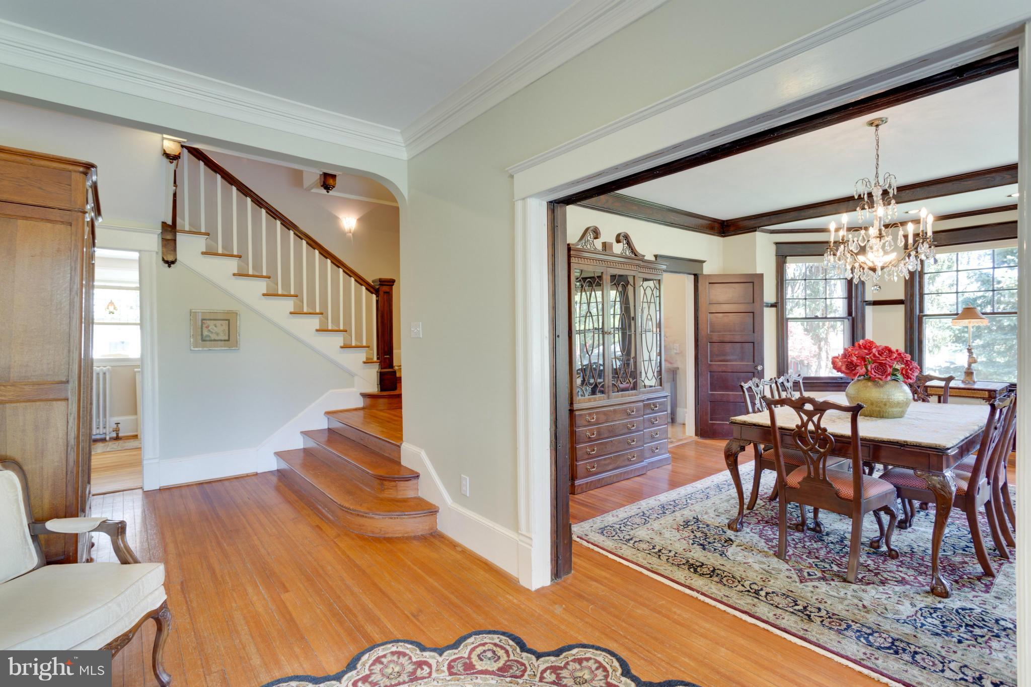 GROVE AVENUE - Residential