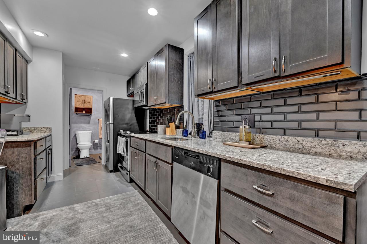 FELLS POINT HISTORIC DISTRICT - Residential Income