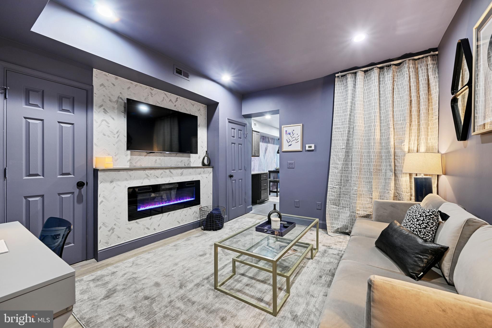 FELLS POINT HISTORIC DISTRICT - Residential Income