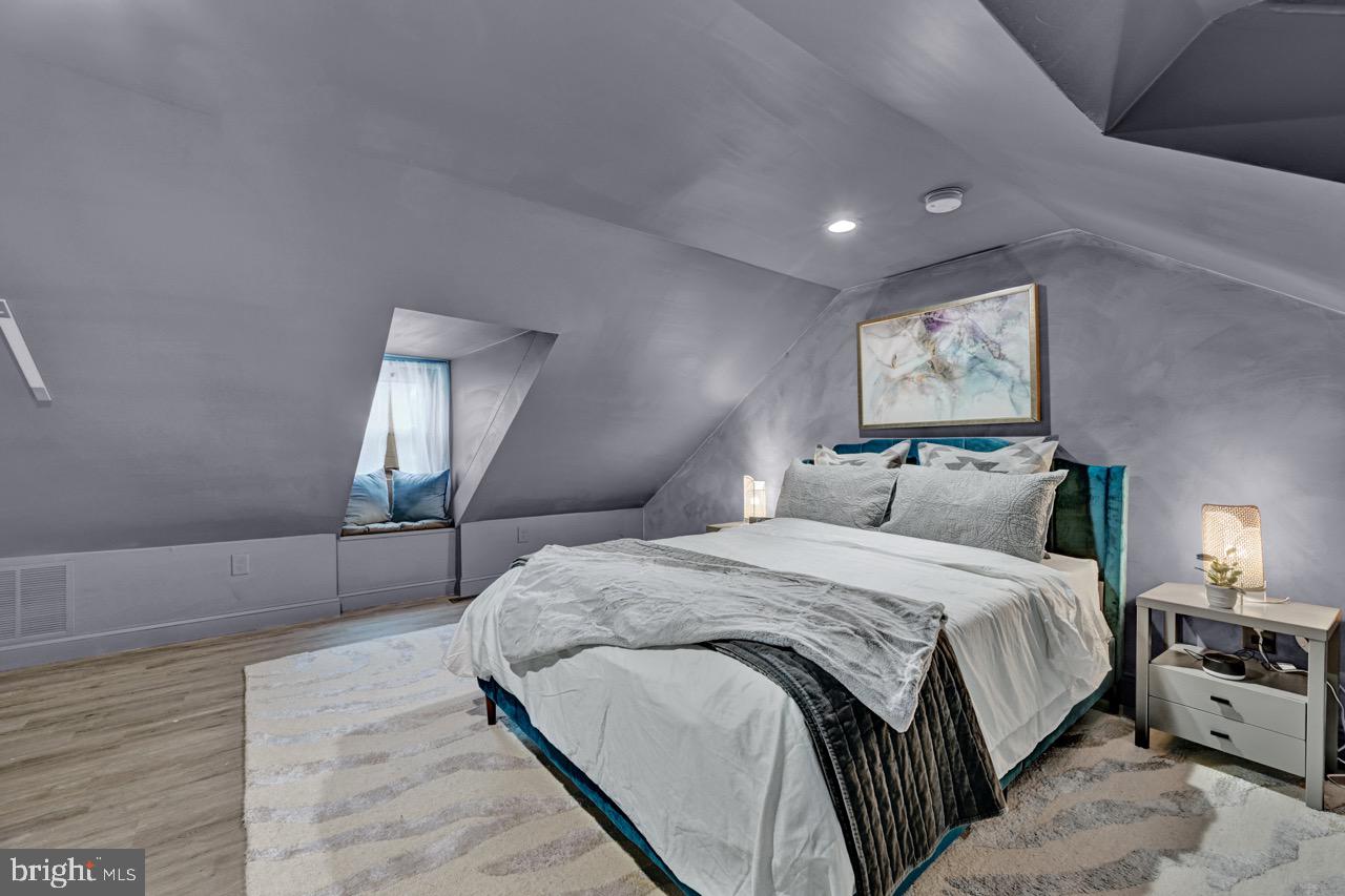 FELLS POINT HISTORIC DISTRICT - Residential Income