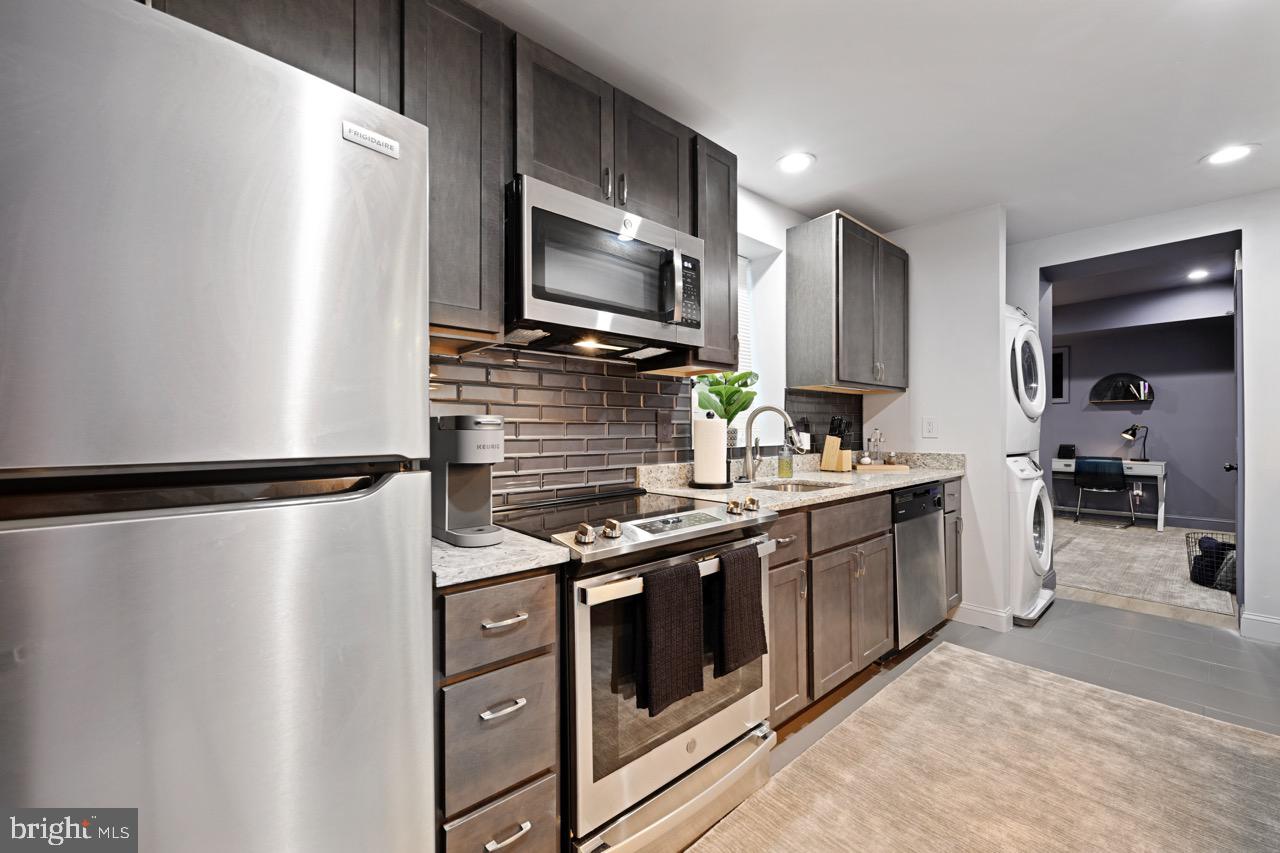 FELLS POINT HISTORIC DISTRICT - Residential Income