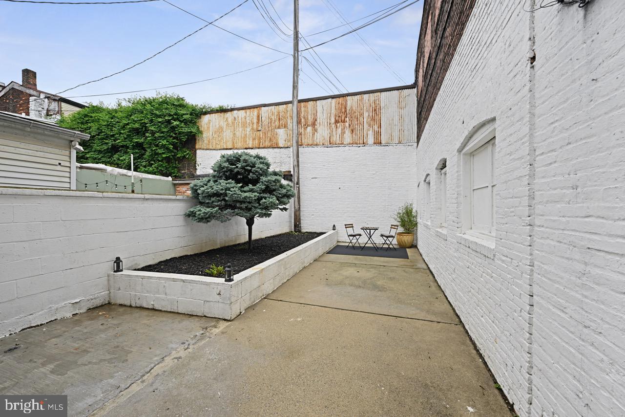 FELLS POINT HISTORIC DISTRICT - Residential Income