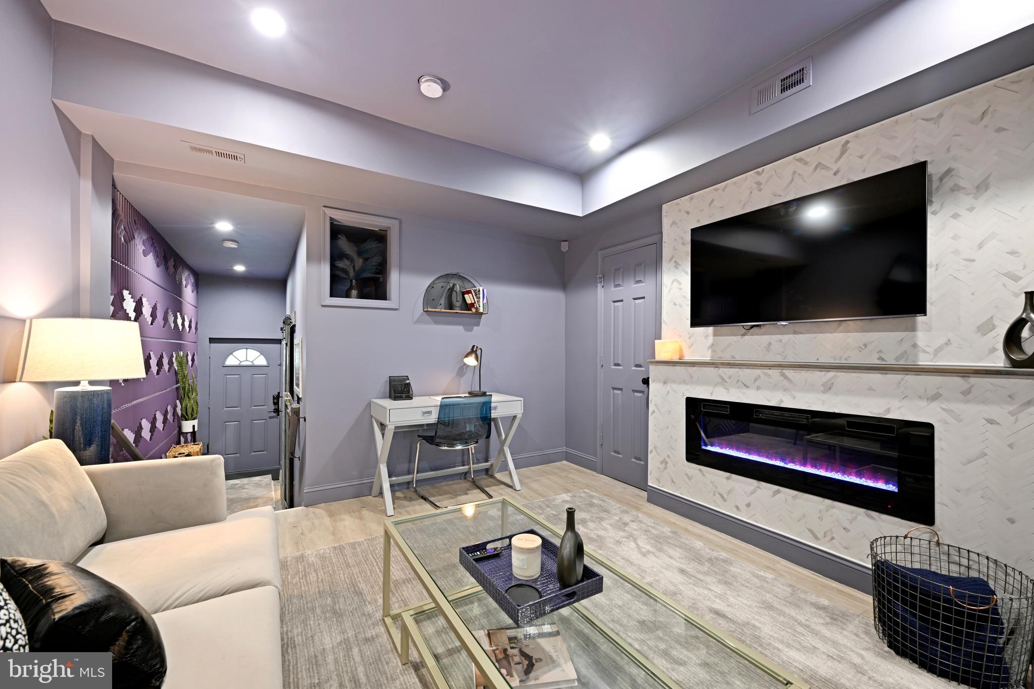 FELLS POINT HISTORIC DISTRICT - Residential Income