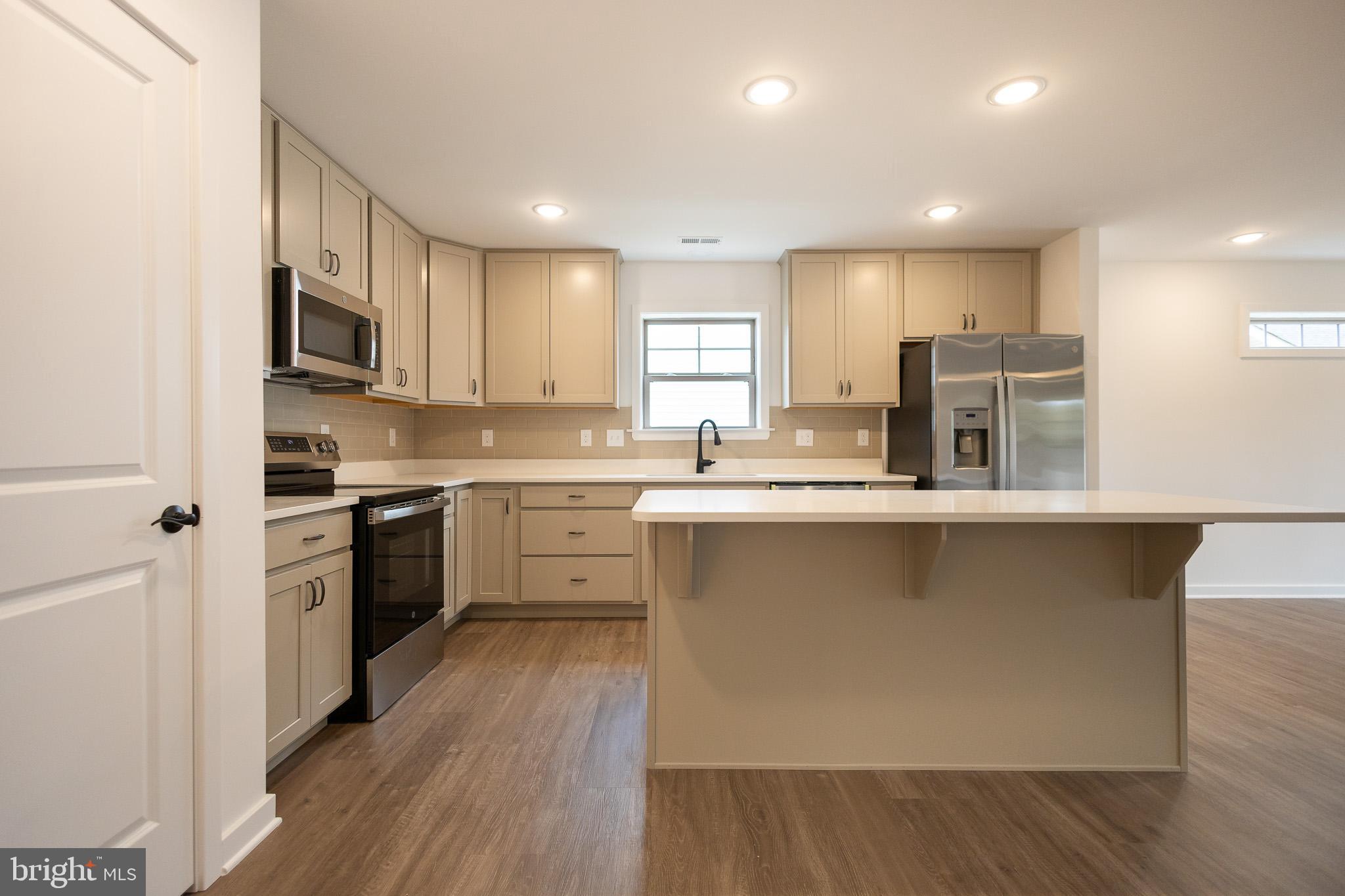 THE VILLAS AT WARM SPRINGS - Residential