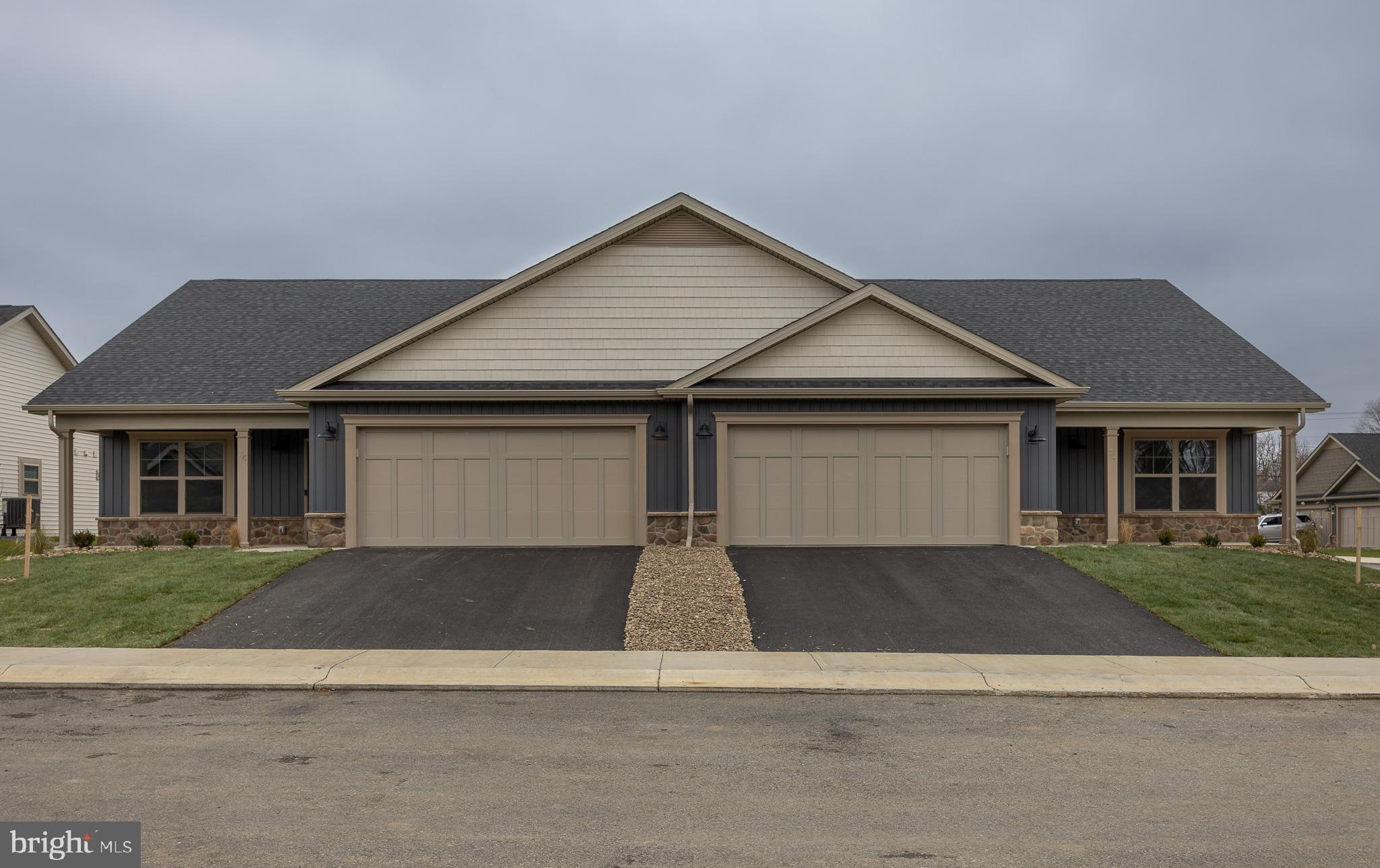 THE VILLAS AT WARM SPRINGS - Residential