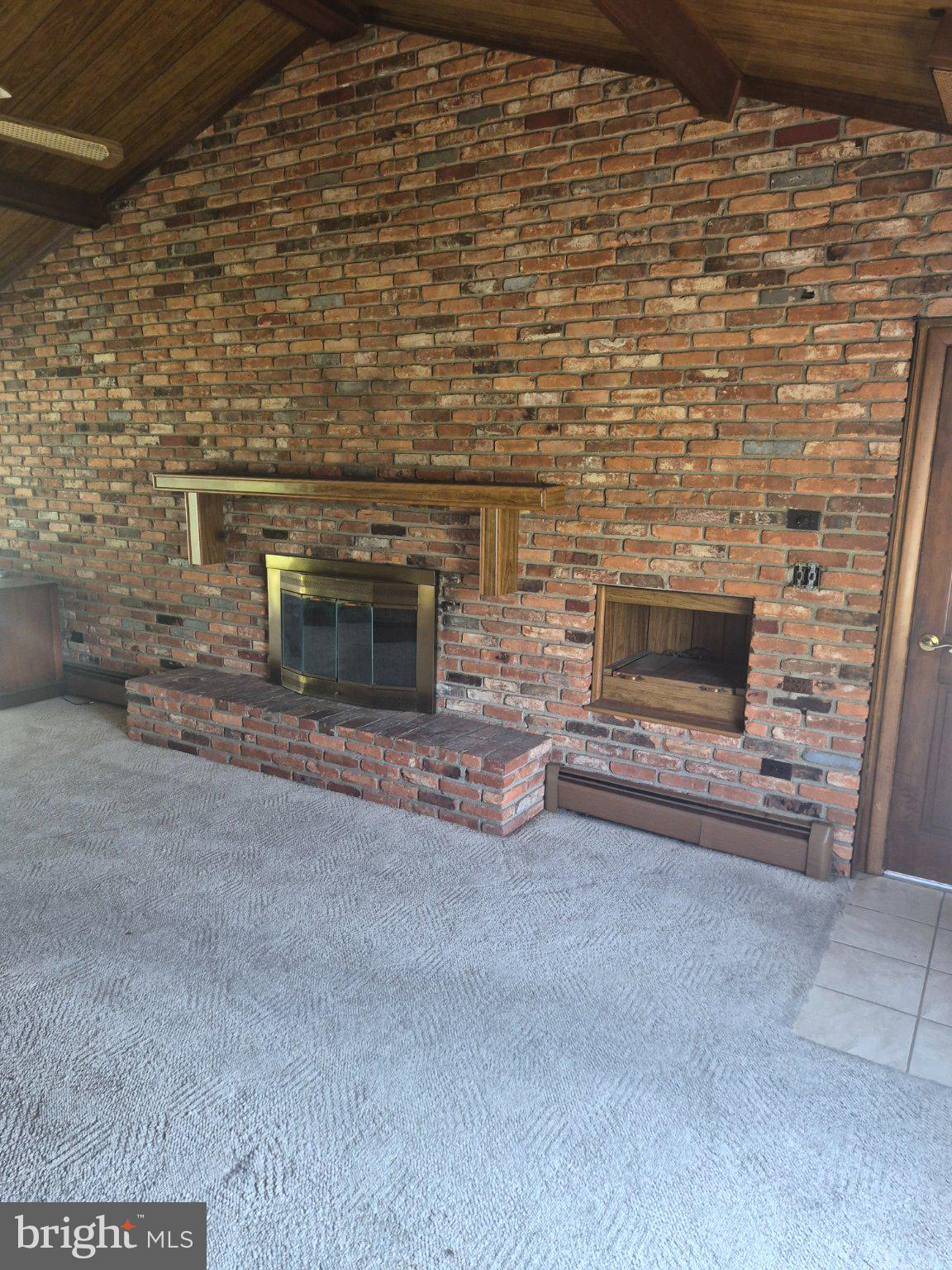 1043 CAMP ROAD