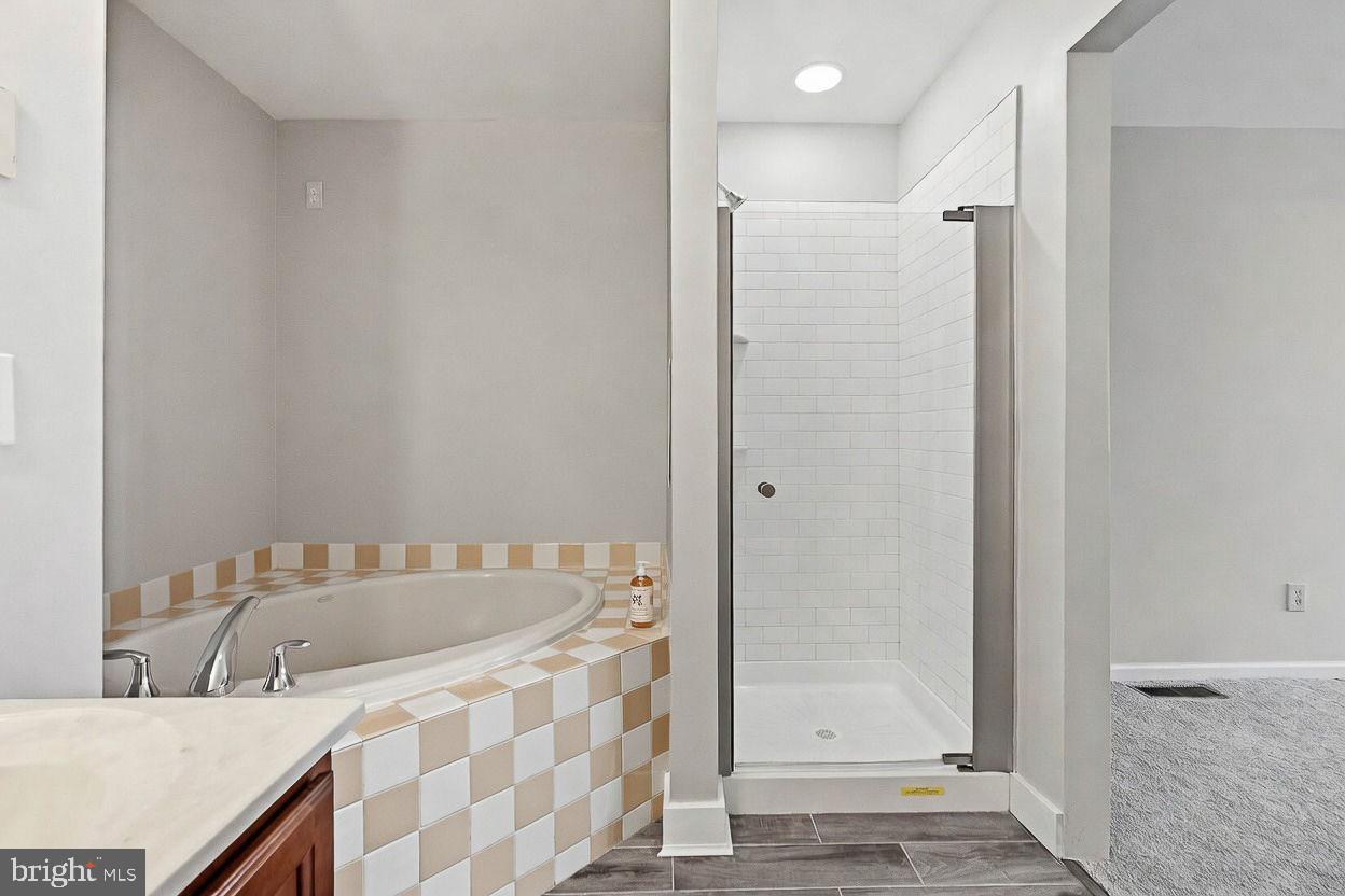 CODDINGTON VIEW - Residential