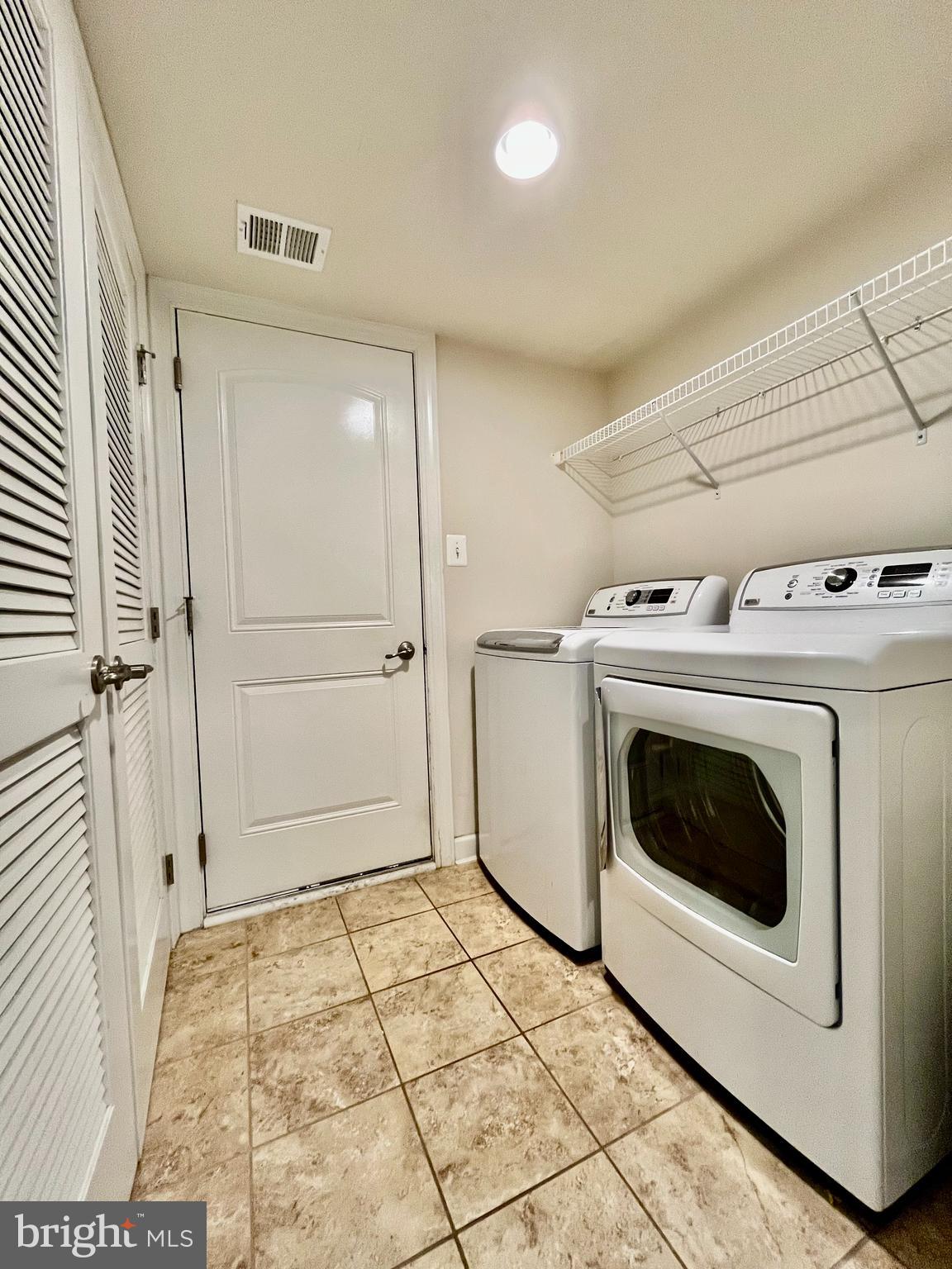 WATKINS MILL TOWN CENTER - Residential Lease