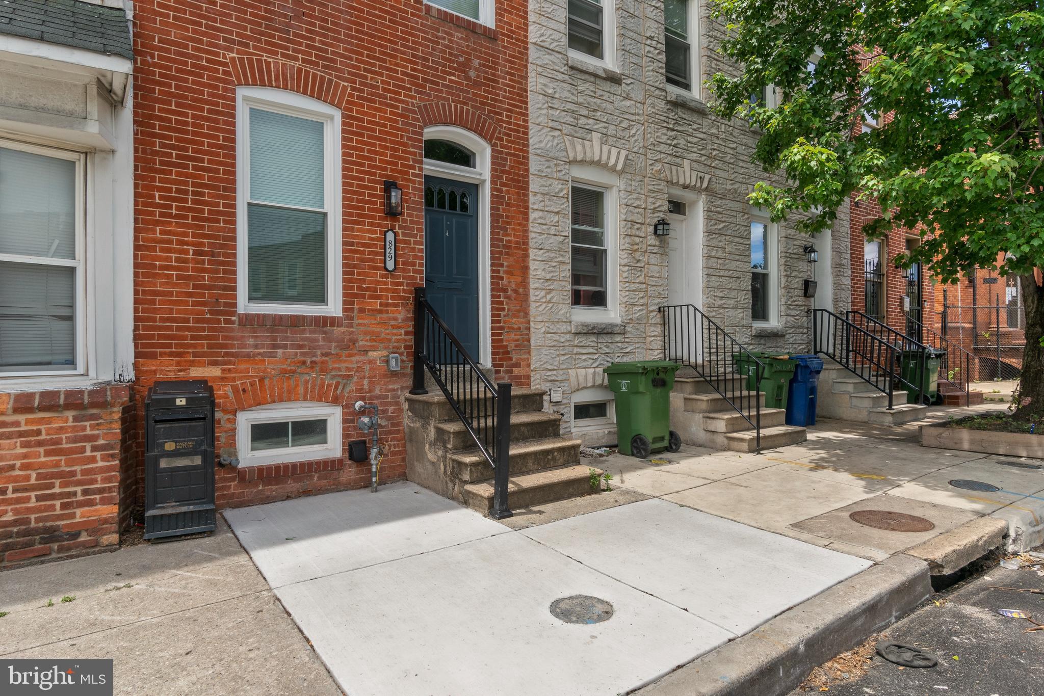 829 W BARRE STREET