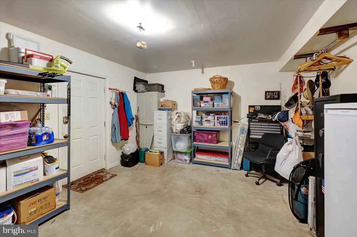 OLIVER BEACH - Residential