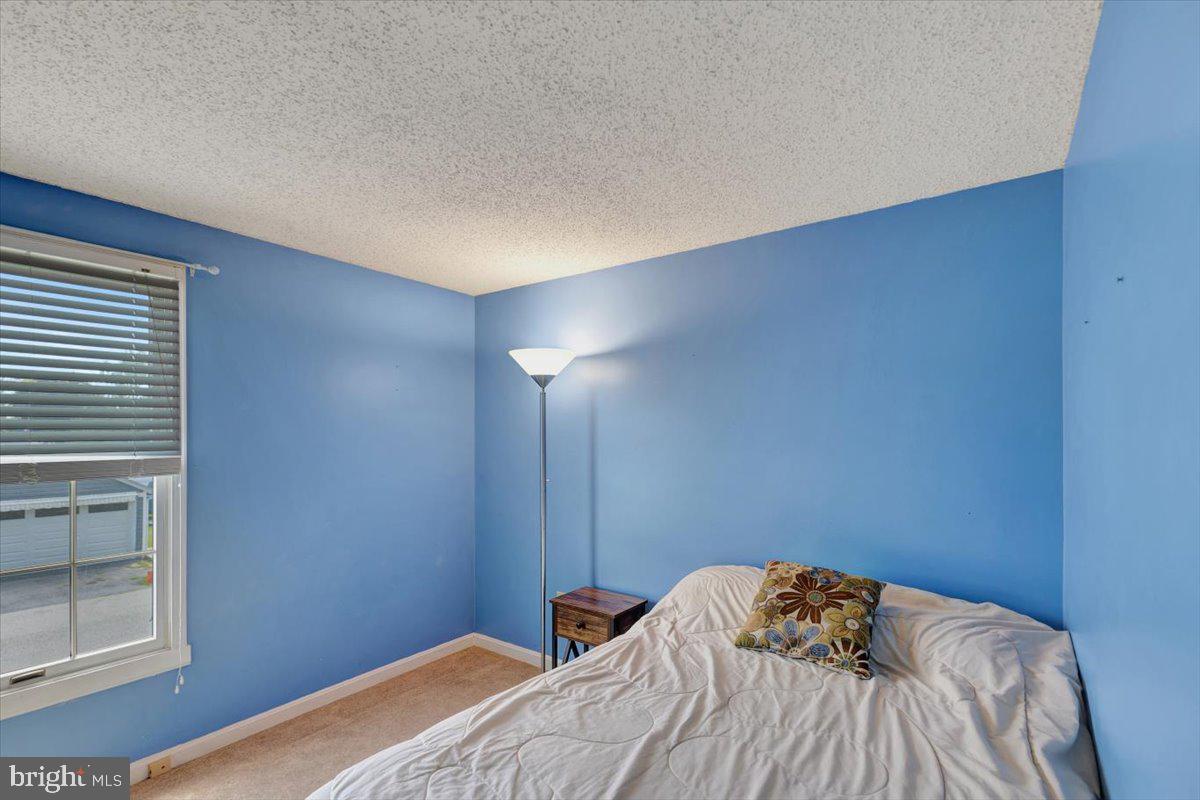 OLIVER BEACH - Residential