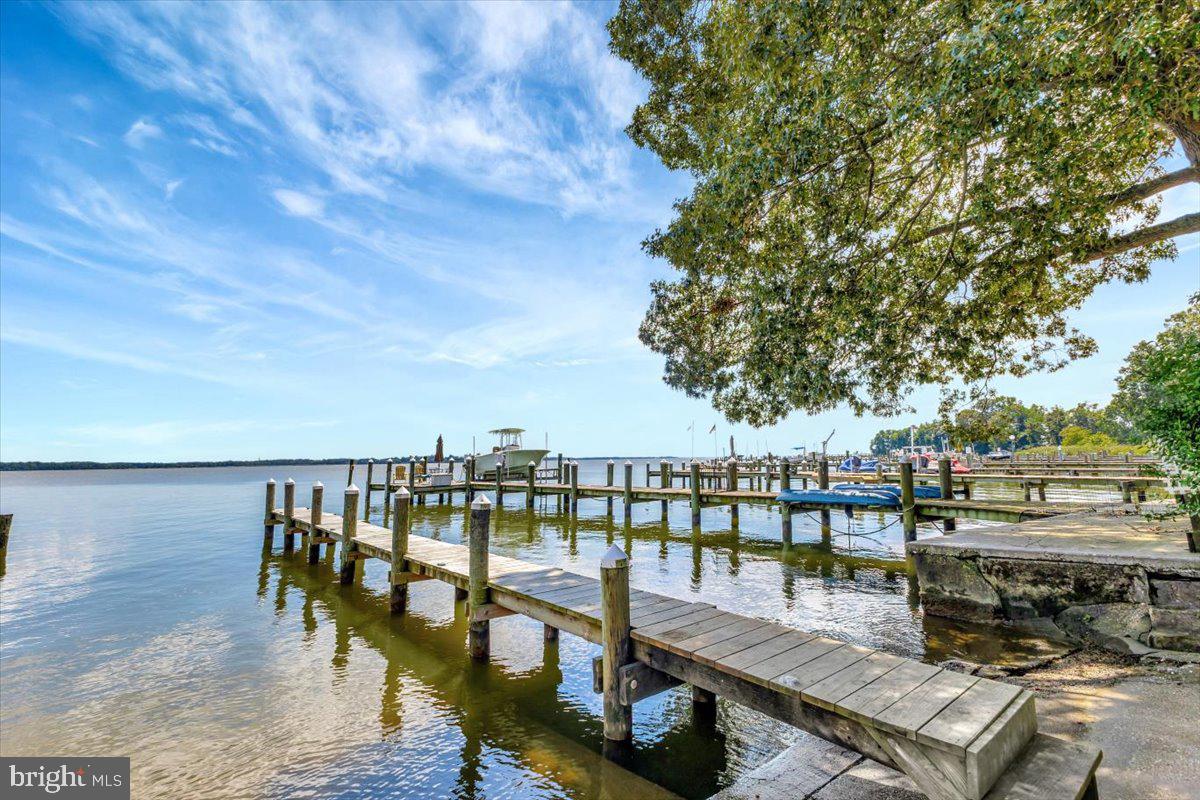 OLIVER BEACH - Residential