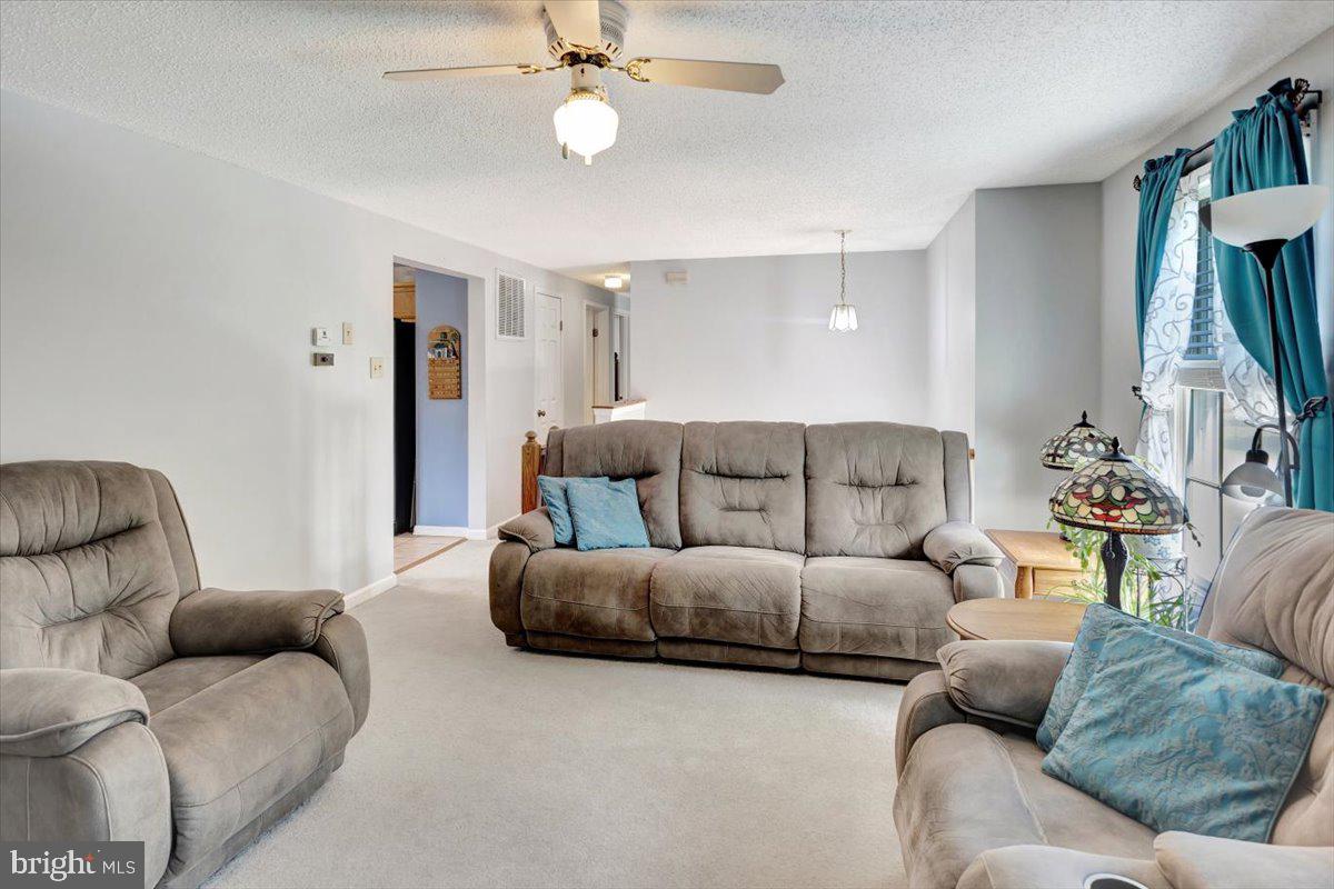 OLIVER BEACH - Residential