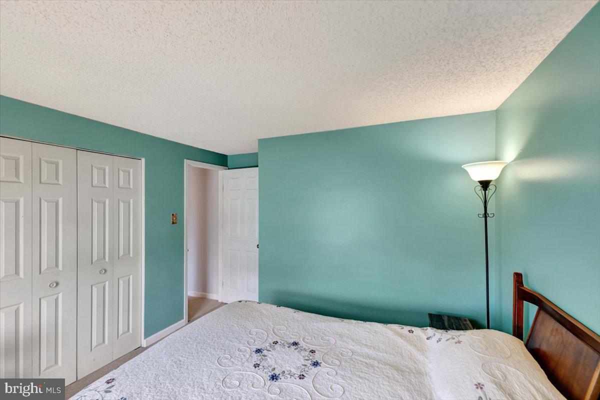 OLIVER BEACH - Residential