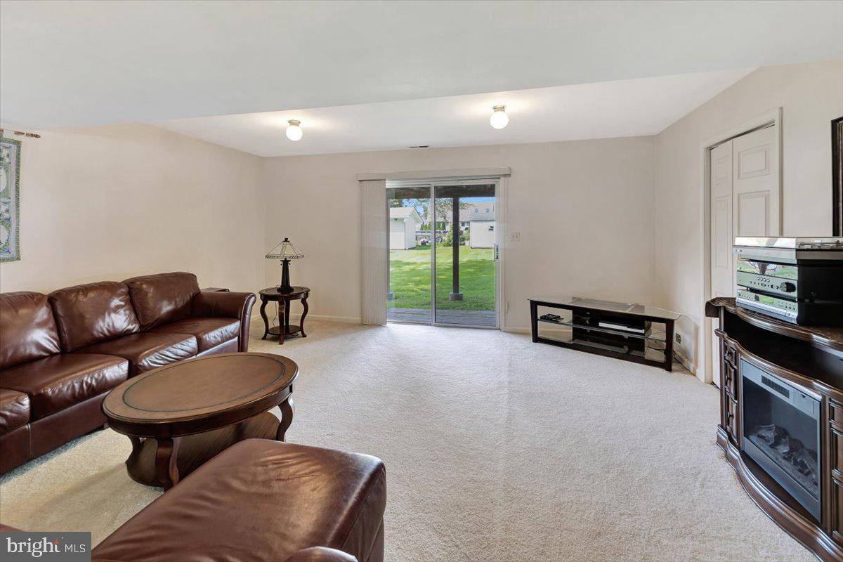 OLIVER BEACH - Residential