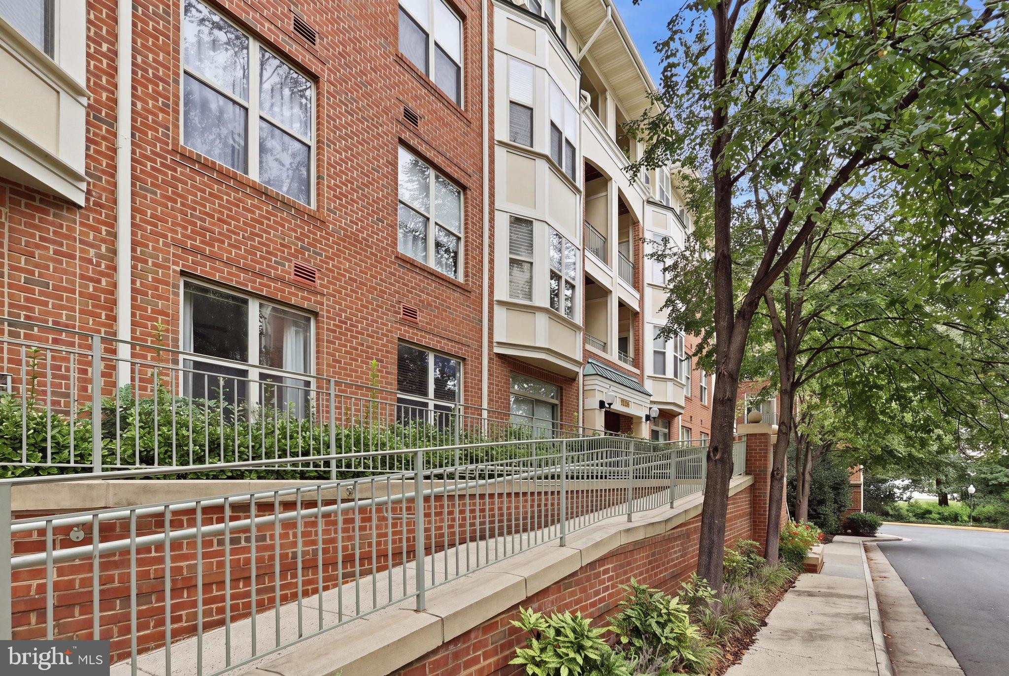 1855 STRATFORD PARK PLACE 416