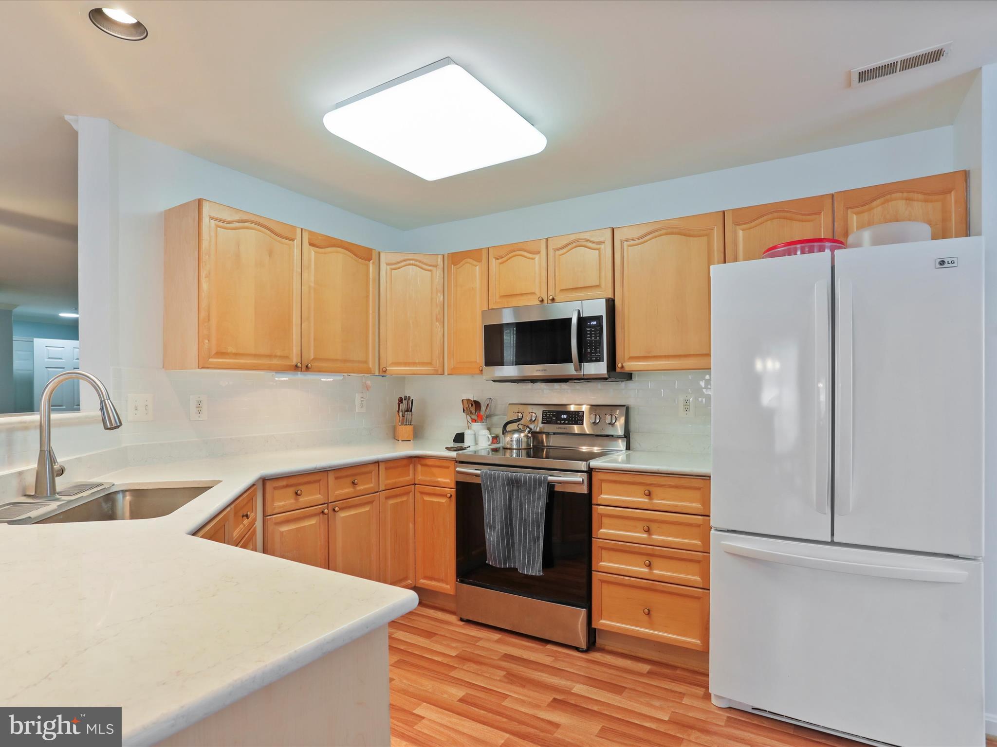 RIDGEVIEW - Residential