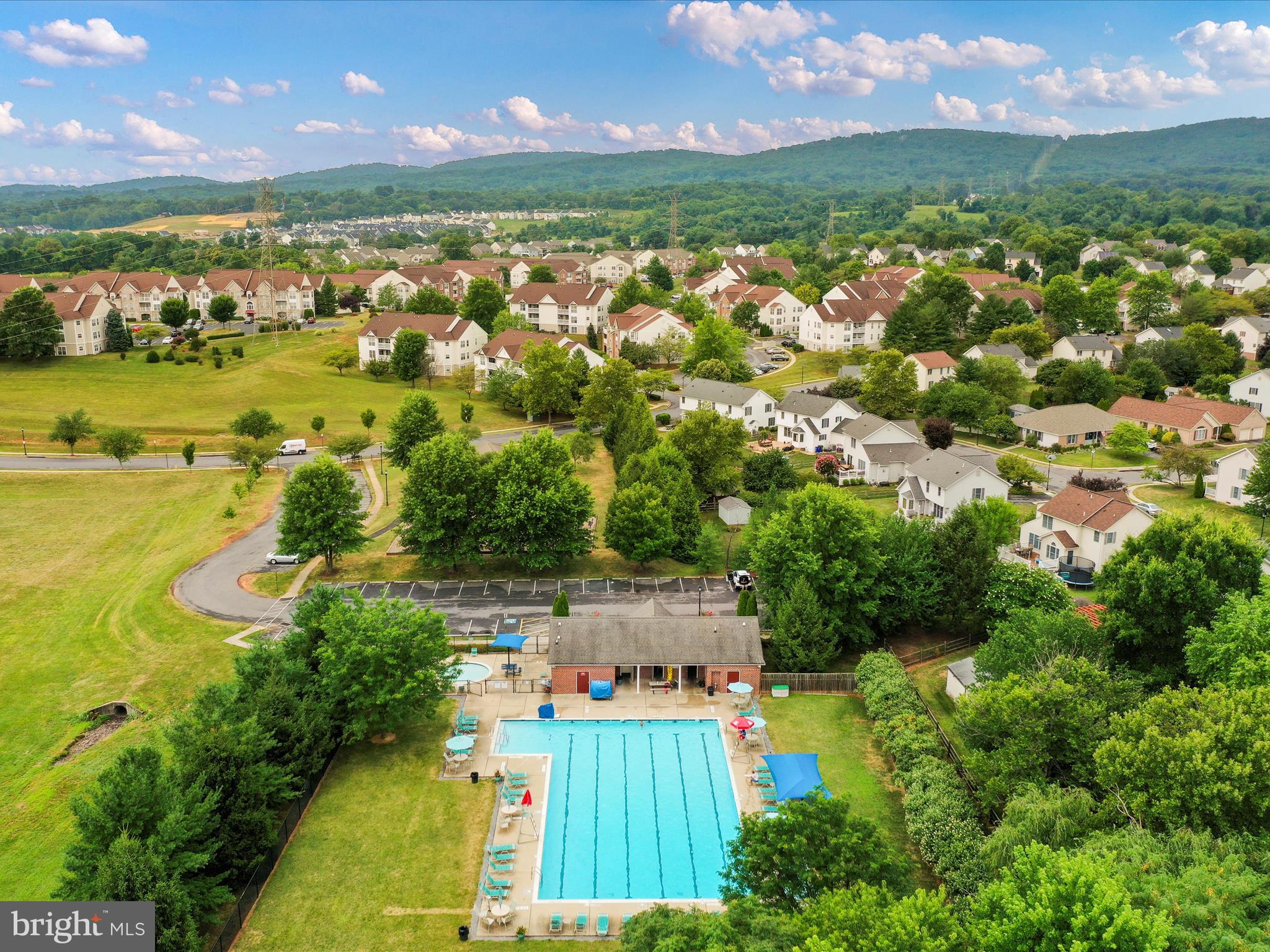 RIDGEVIEW - Residential