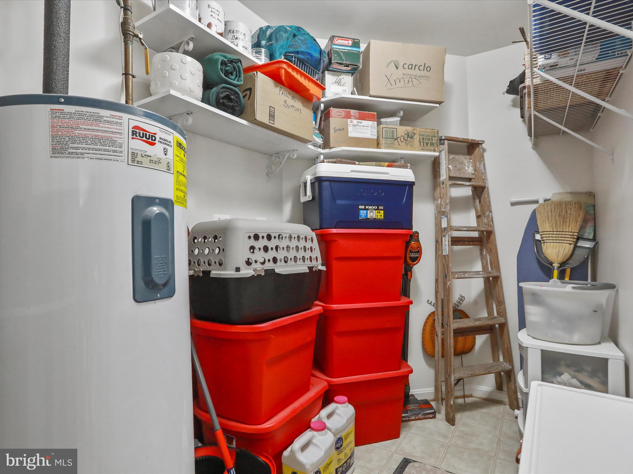 RIDGEVIEW - Residential