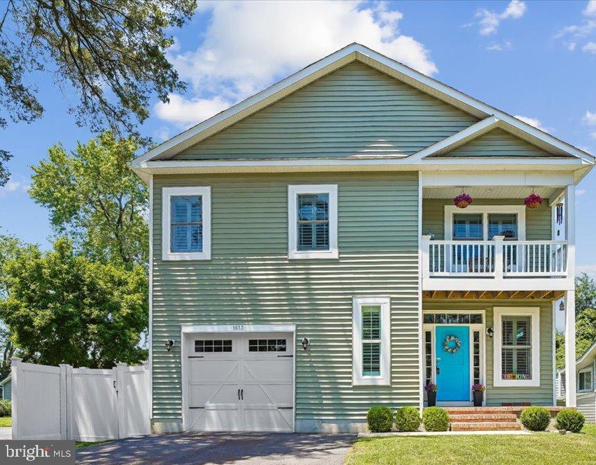 1613 LEE DRIVE