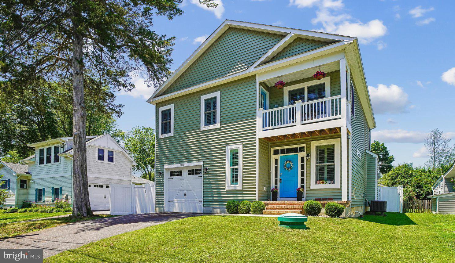 1613 LEE DRIVE
