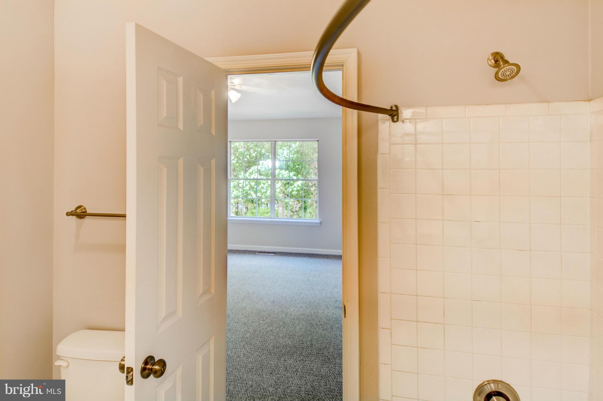 LIFESTYLE AT SULLY STATION - Residential