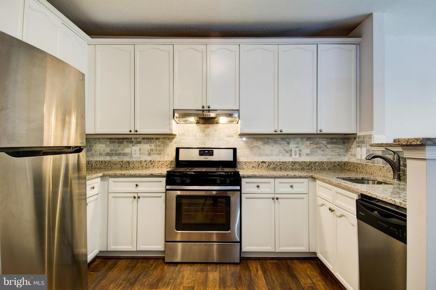 AWESOME RENOVATION FROM TOP TO BOTTOM * ALL NEW FLOORING THRUOUT * CUSTOM 2-TONE PAINT * KITCHEN HAS NEW GRANITE & STAINLESS STEEL APPLIANCES * ALL HARDWARE CHANGED TO BRUSHED NICKEL * ALL BATHS REDONE & HAVE NEW CERAMIC TILE FLOORS & GRANITE C'TOPS * 9-FT CEILINGS AND VAULTED ON BR LVL * 2-SIDED GAS FPLC * OVERSIZED 1-CAR GARAGE * ALL DECKING, LATTICE & TRIM TO BE REPLACED BY HOA WITHIN 30 DAYS