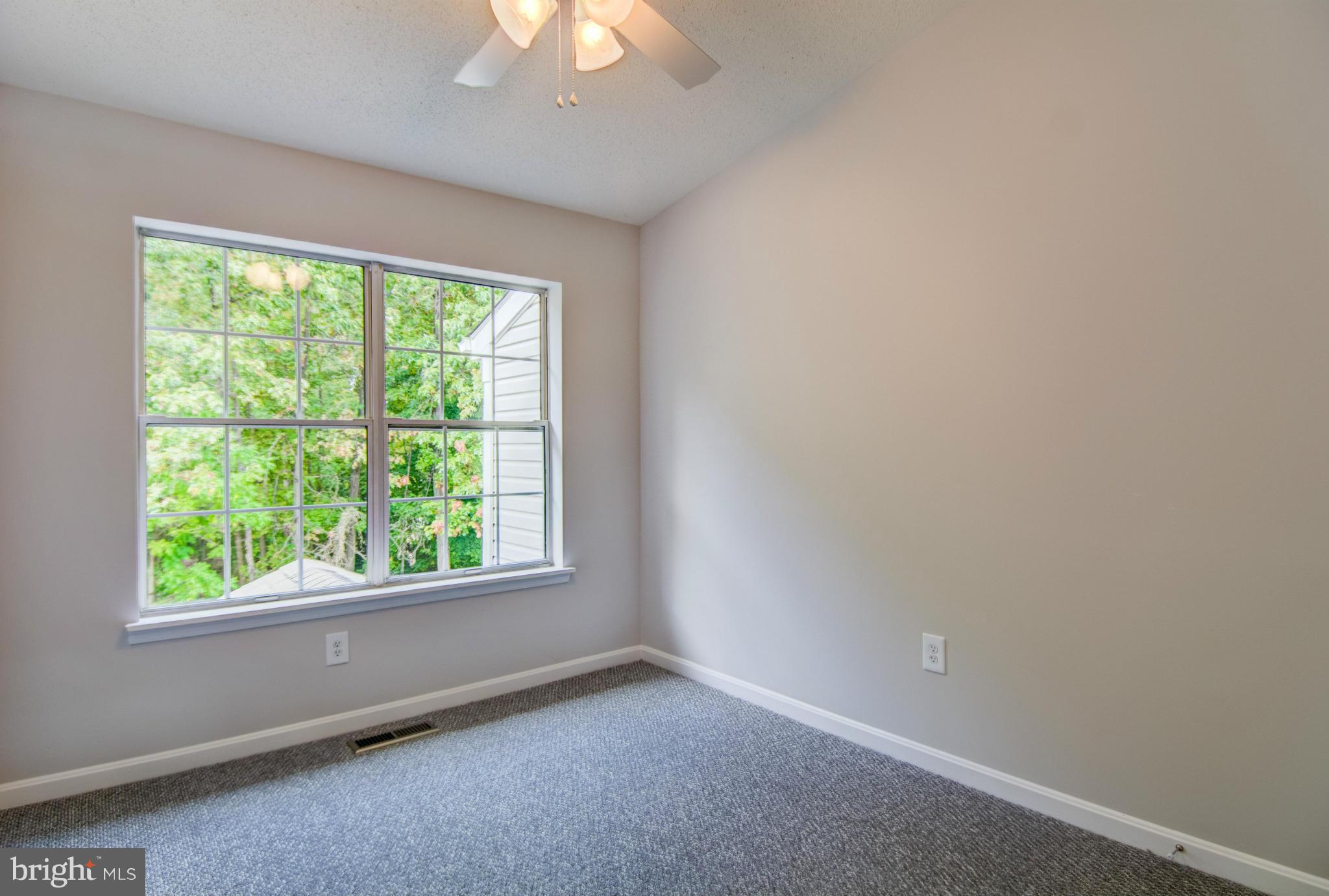 LIFESTYLE AT SULLY STATION - Residential