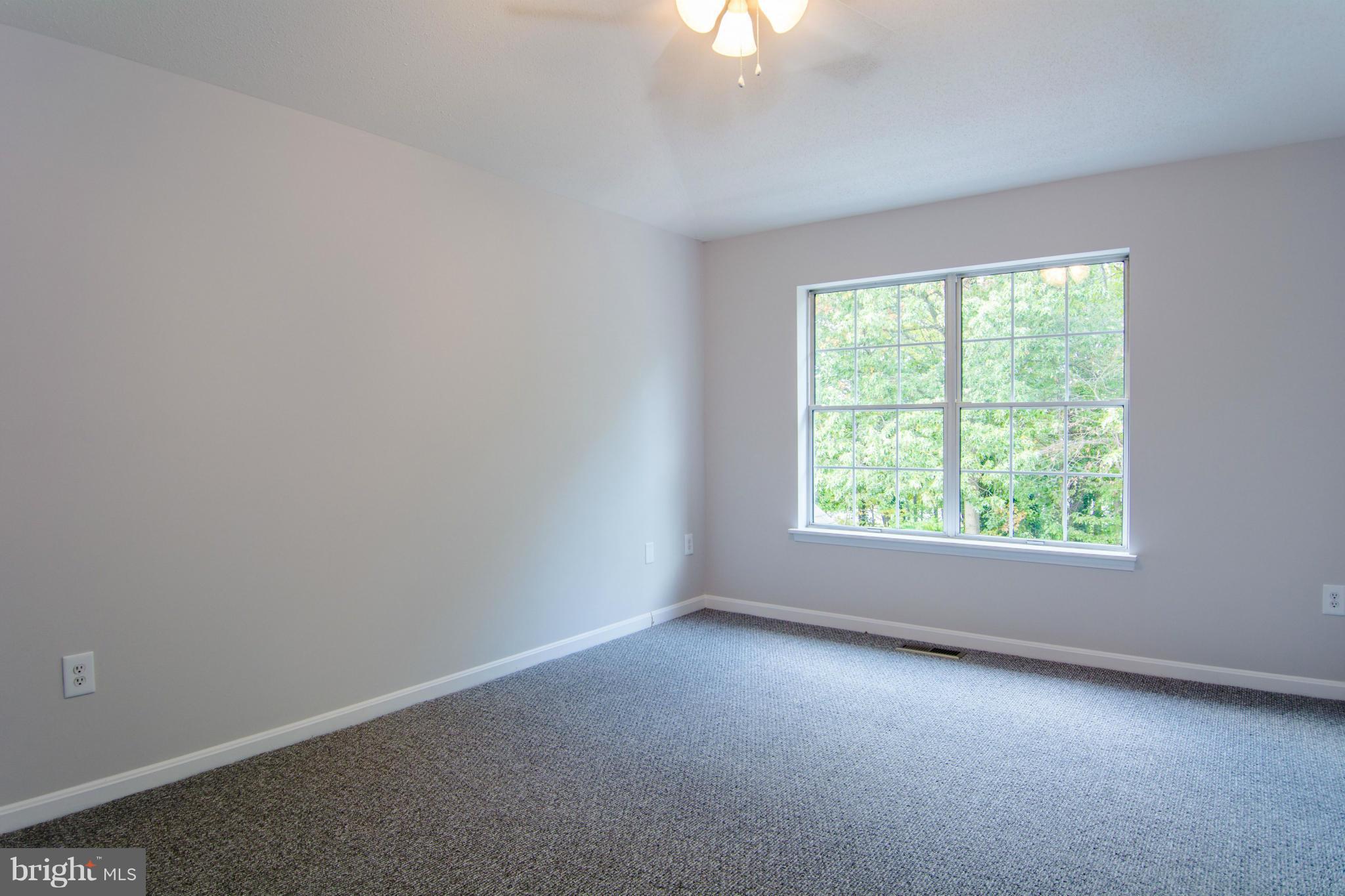 LIFESTYLE AT SULLY STATION - Residential