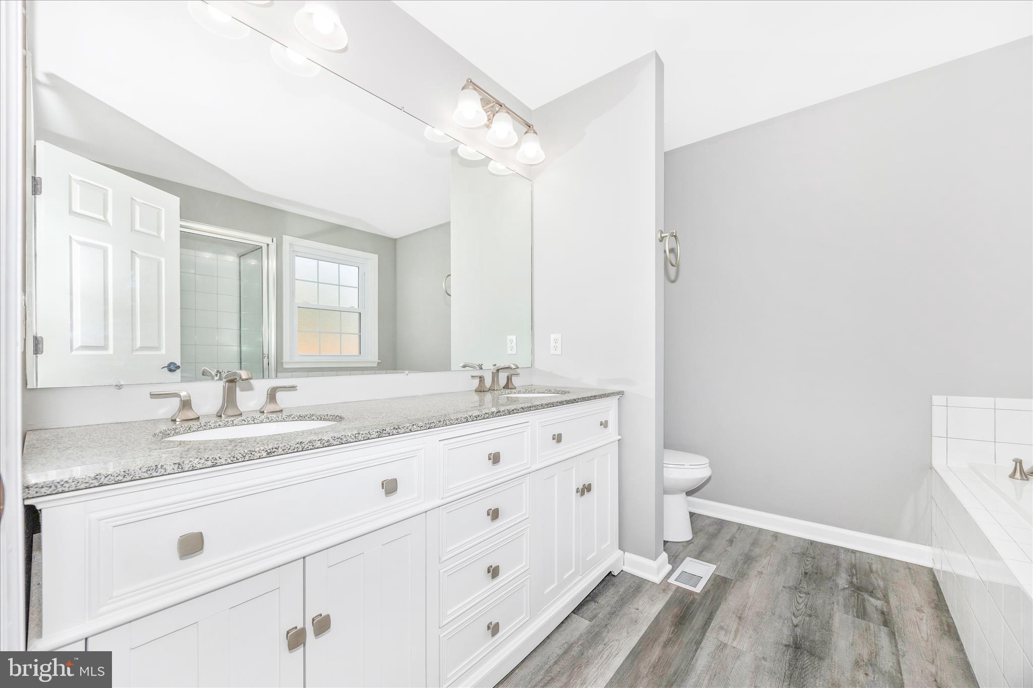 ROBERTS MILL RUN - Residential