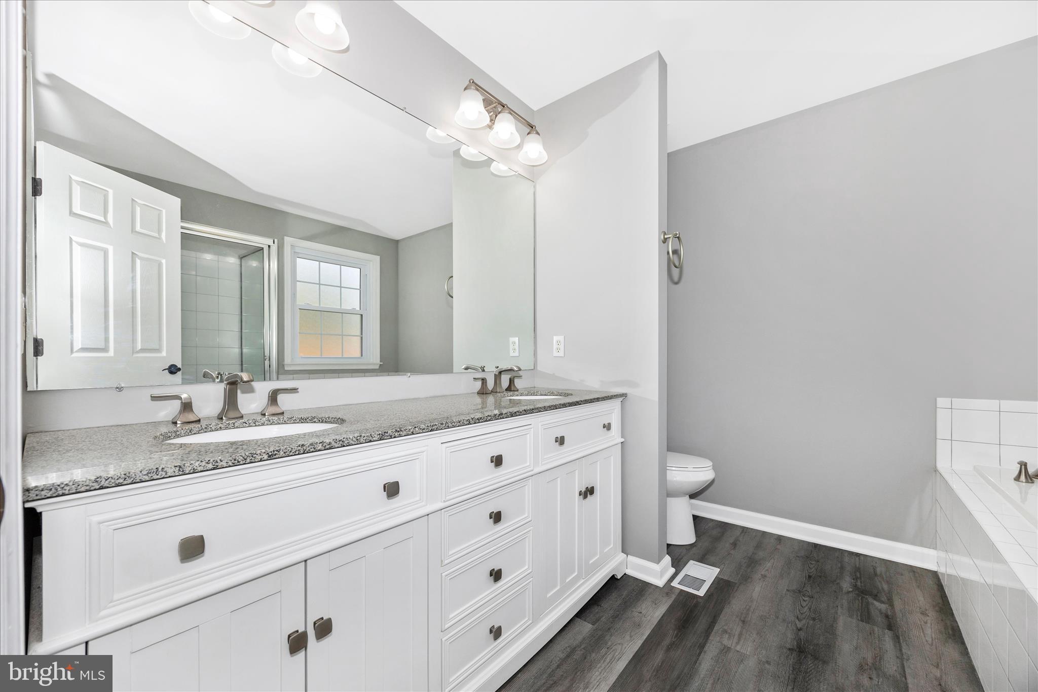 ROBERTS MILL RUN - Residential