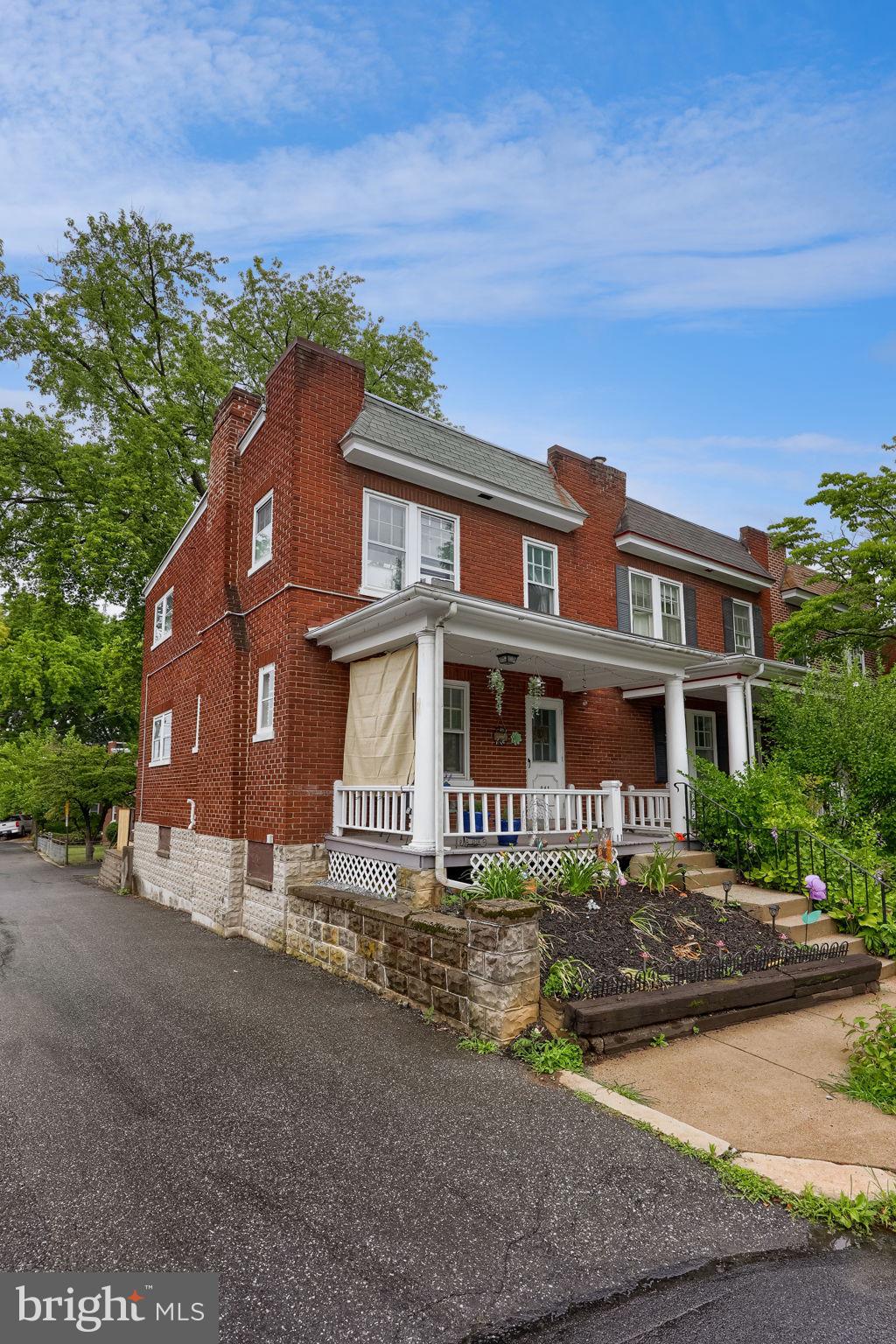 841 3RD STREET
