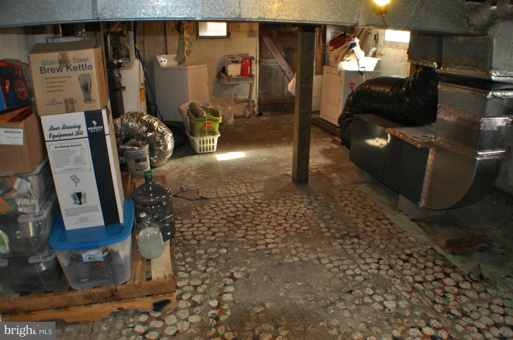 ROCK CLIFF - Residential