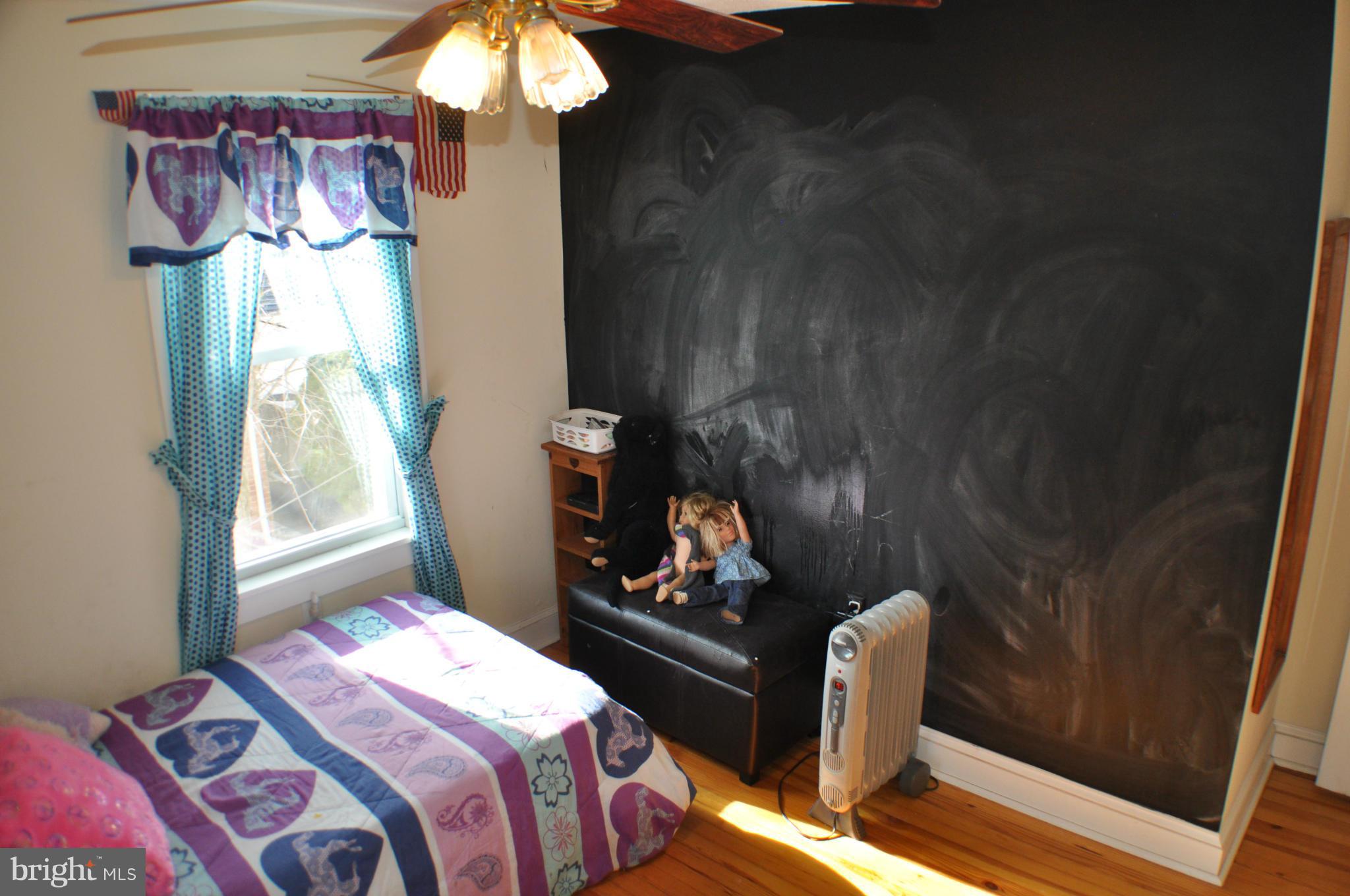 ROCK CLIFF - Residential