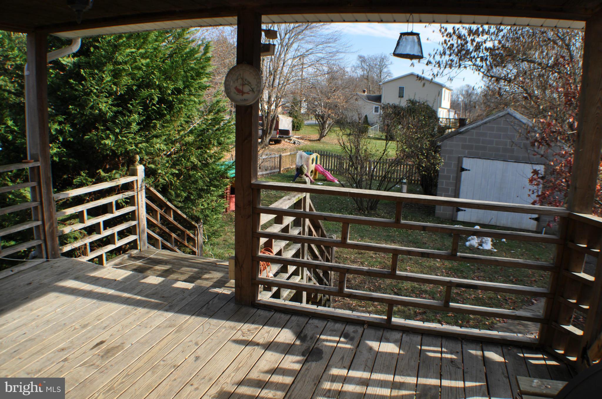 ROCK CLIFF - Residential