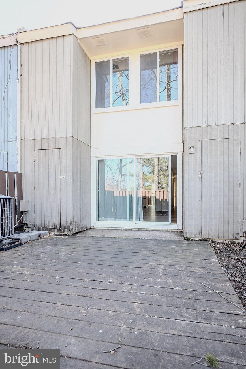 SOUTHGATE SQUARE CLUSTER - Residential Lease