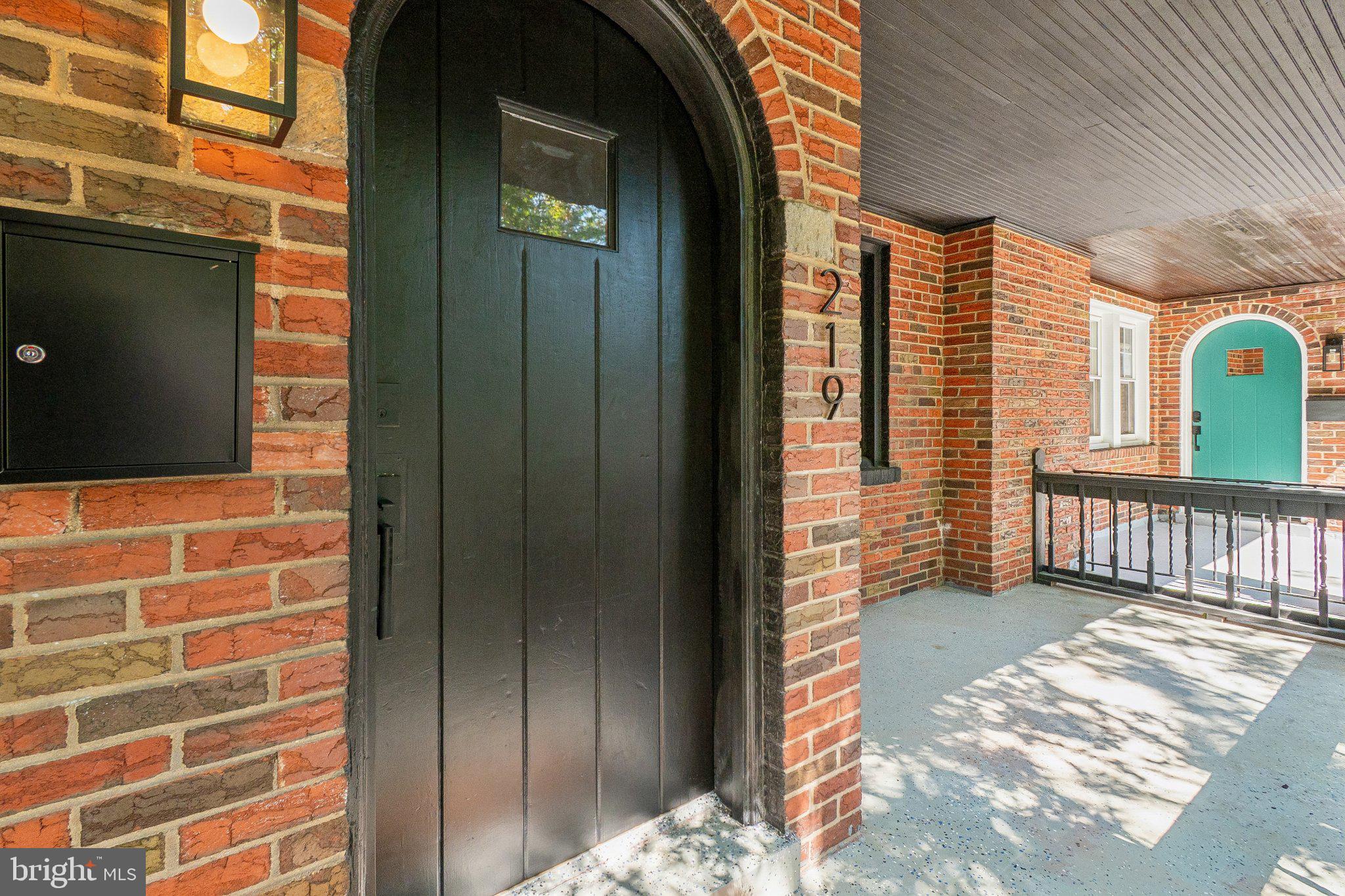 219 JEFFERSON STREET NW