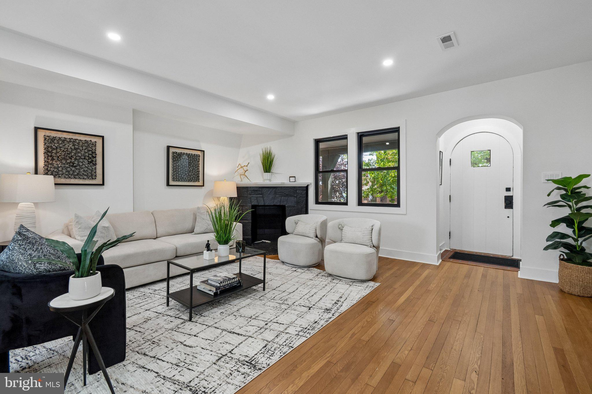 219 JEFFERSON STREET NW