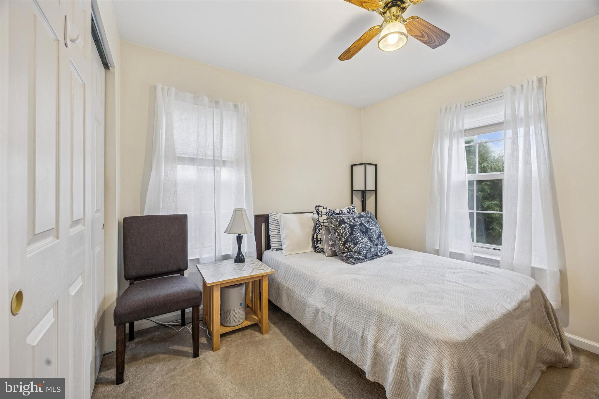 BALLINAHINCH - Residential