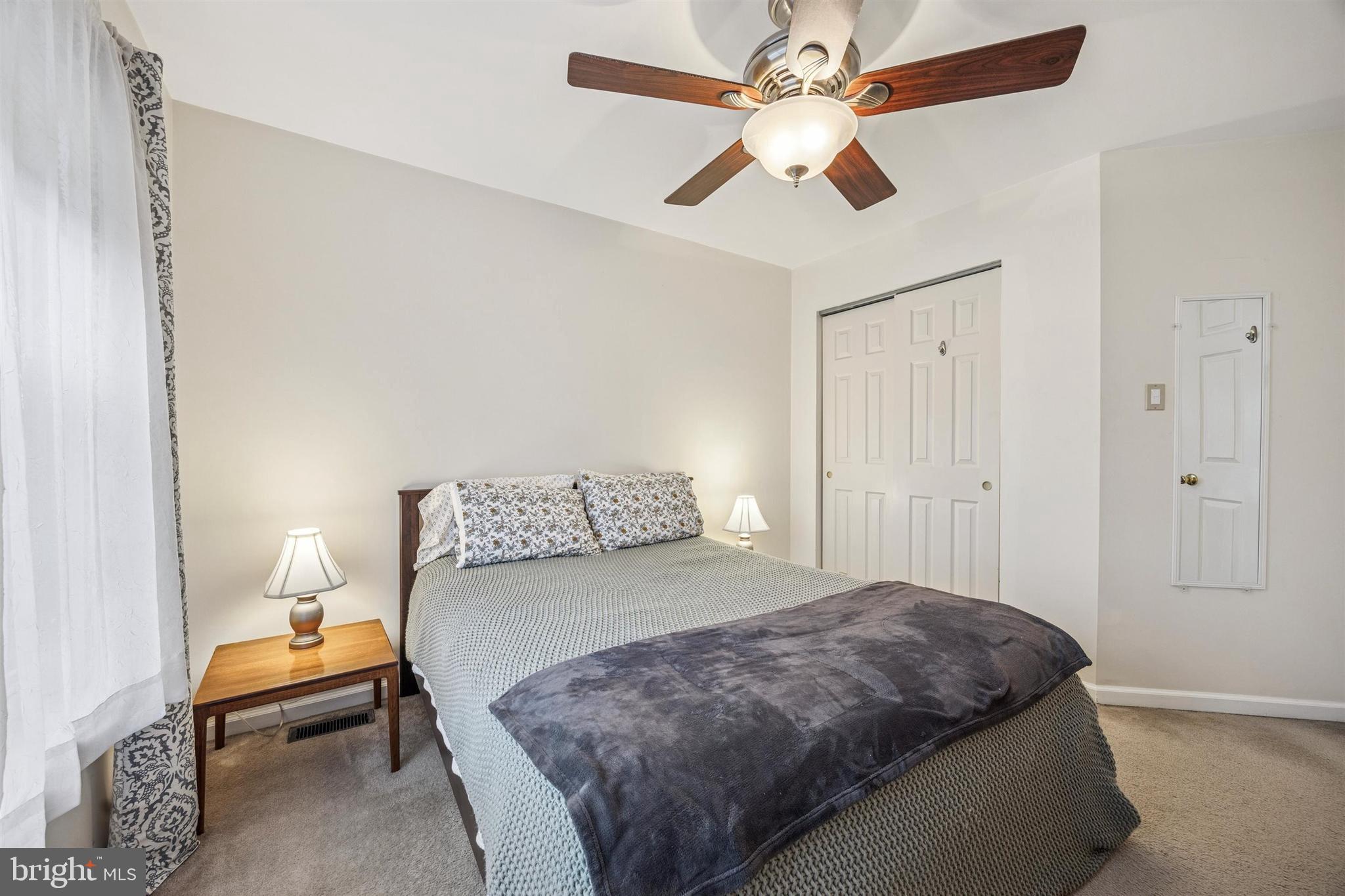 BALLINAHINCH - Residential