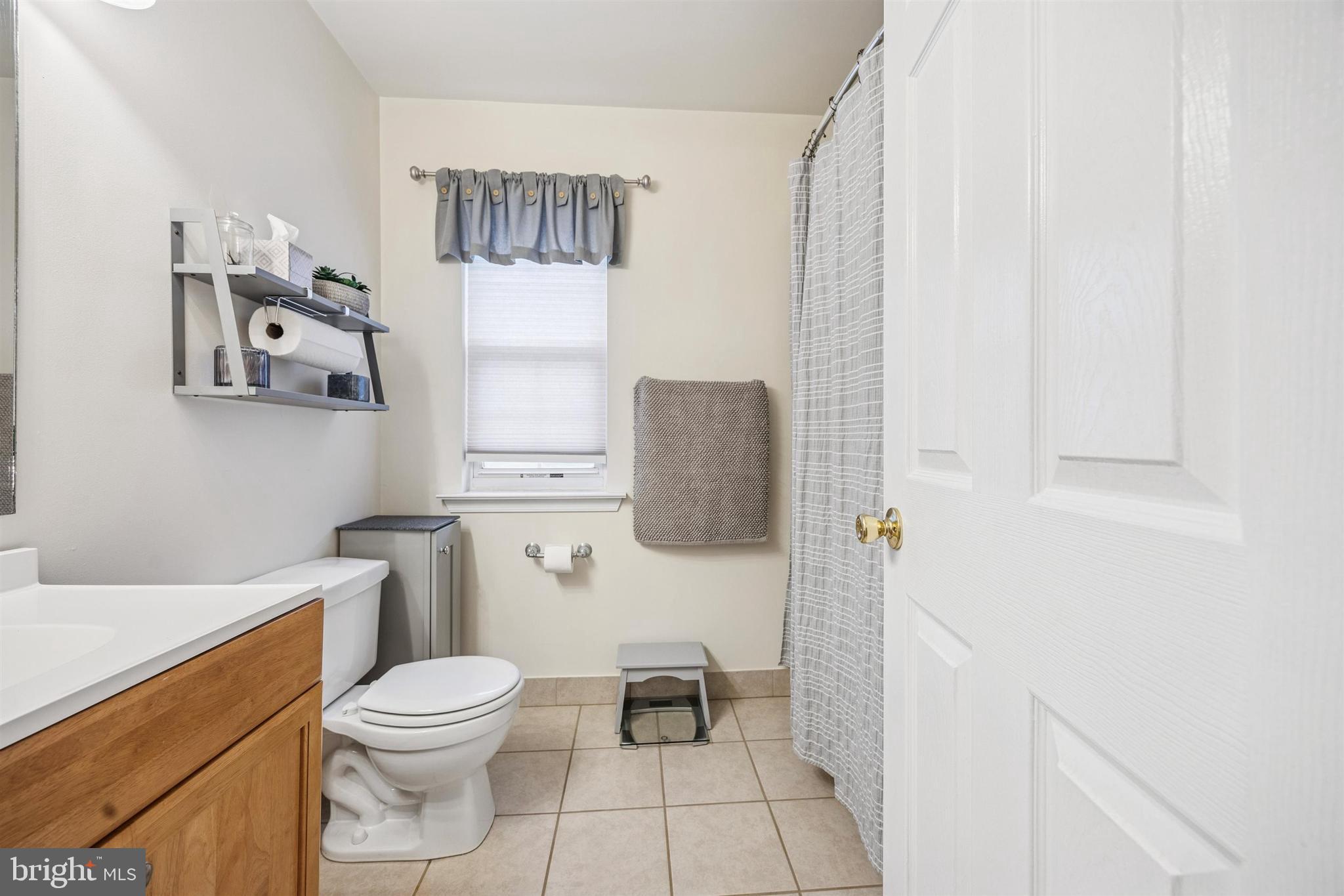 BALLINAHINCH - Residential