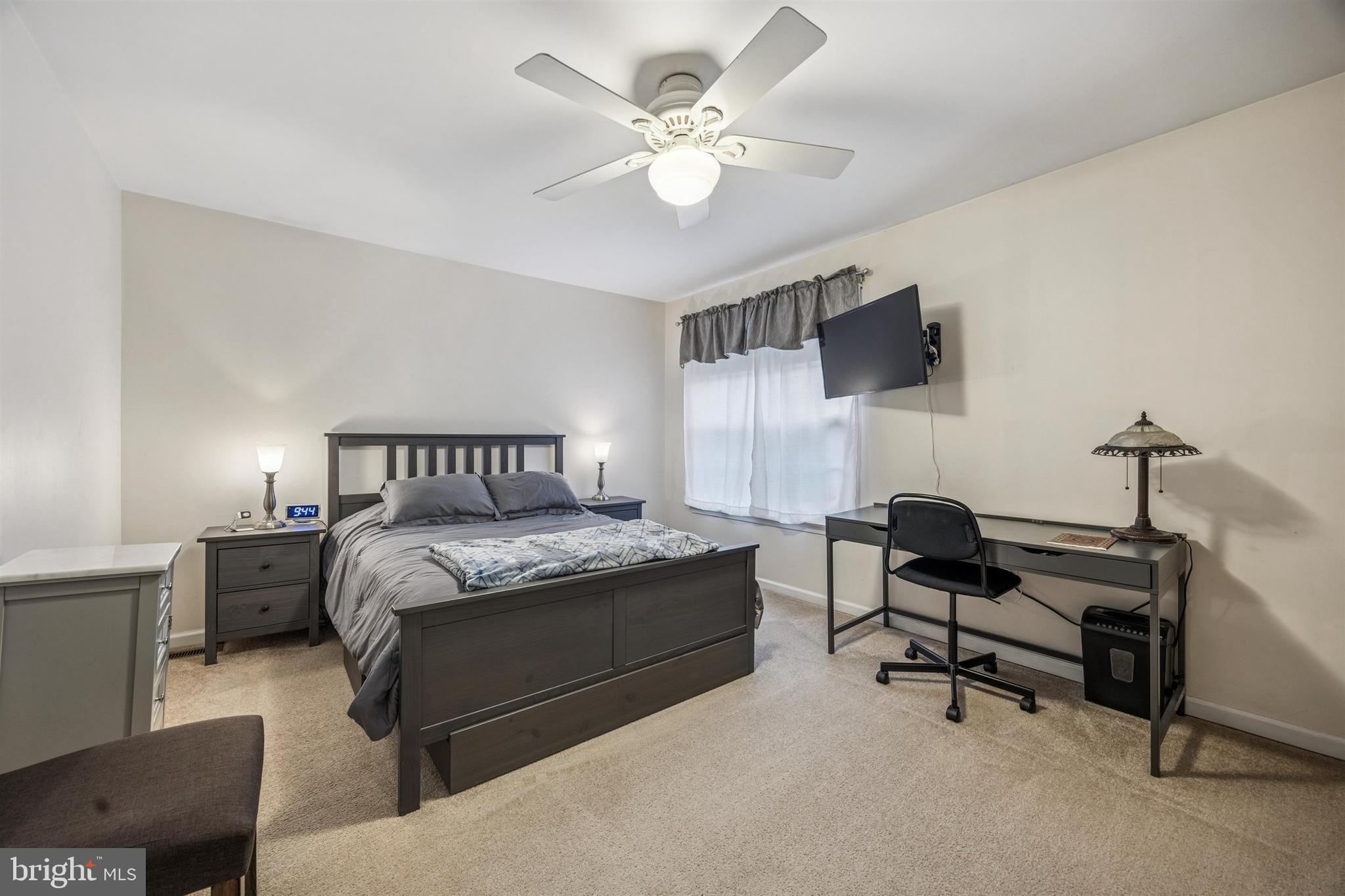 BALLINAHINCH - Residential