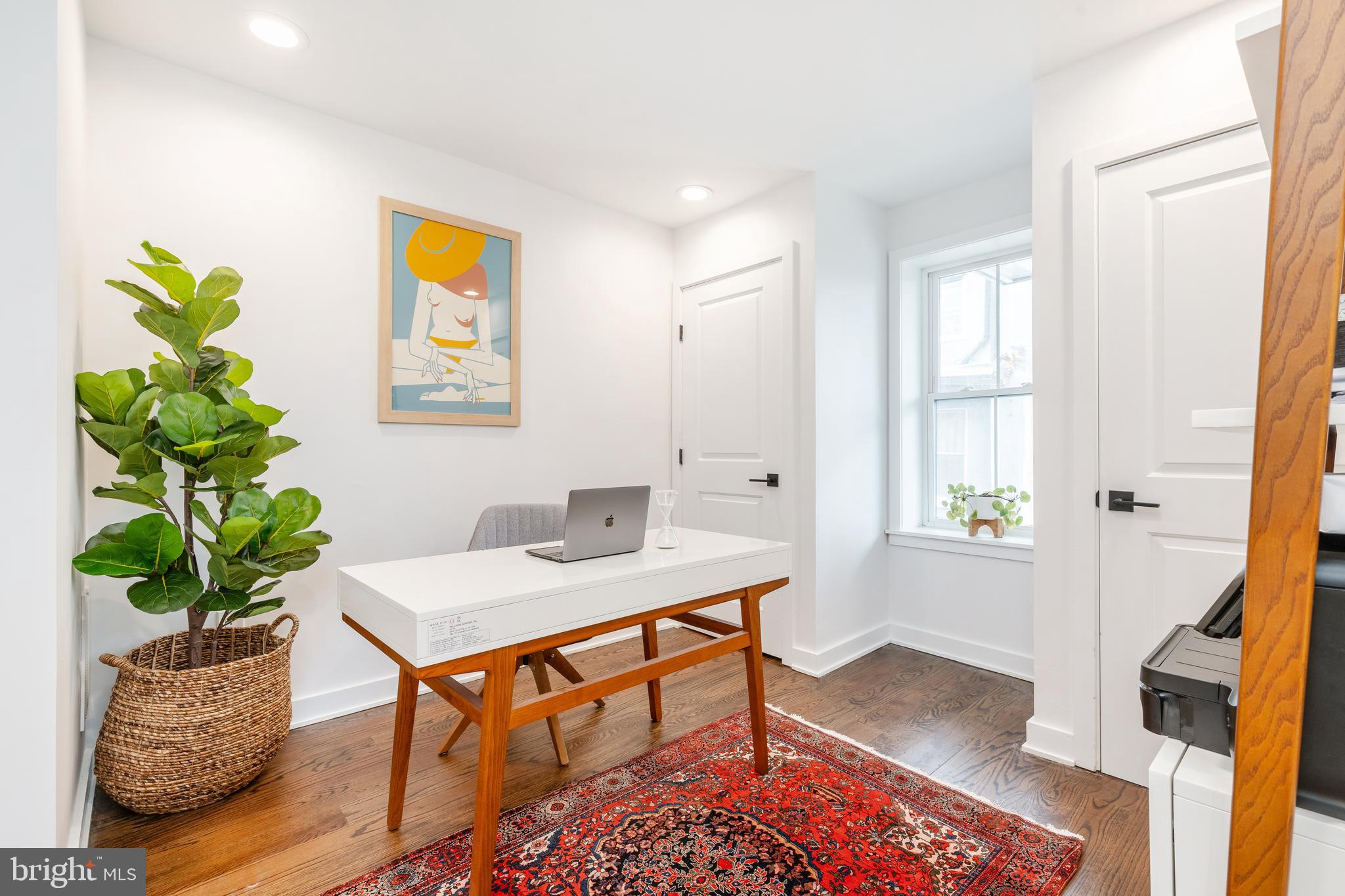 GRADUATE HOSPITAL - Residential