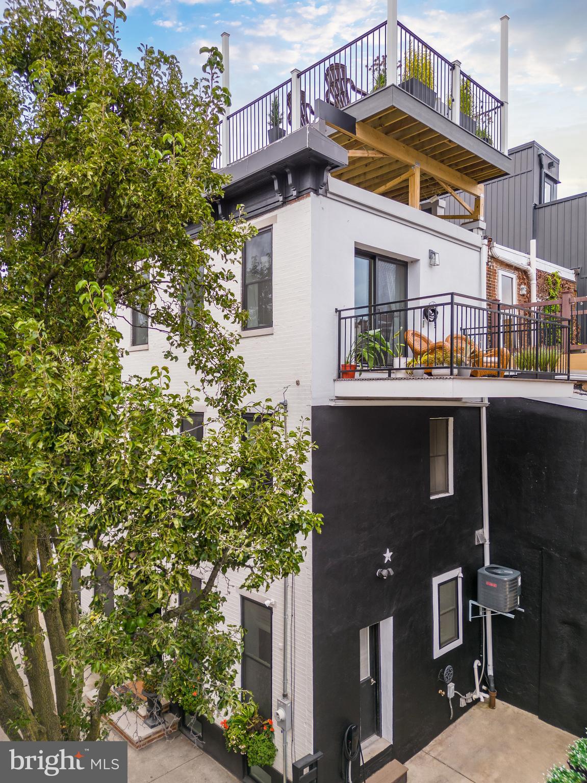 GRADUATE HOSPITAL - Residential