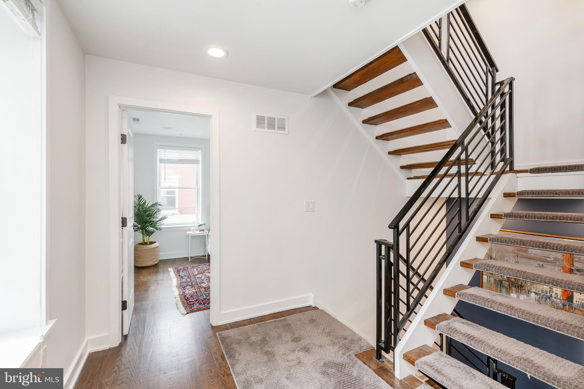 GRADUATE HOSPITAL - Residential