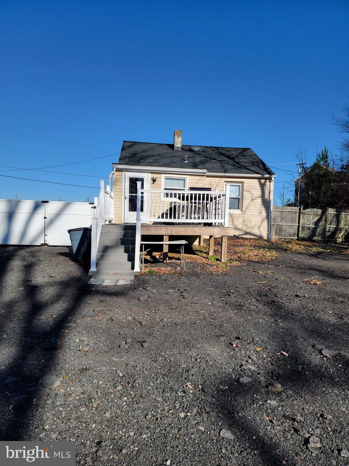 PRINCE WILLIAM PARKWAY - Residential Lease