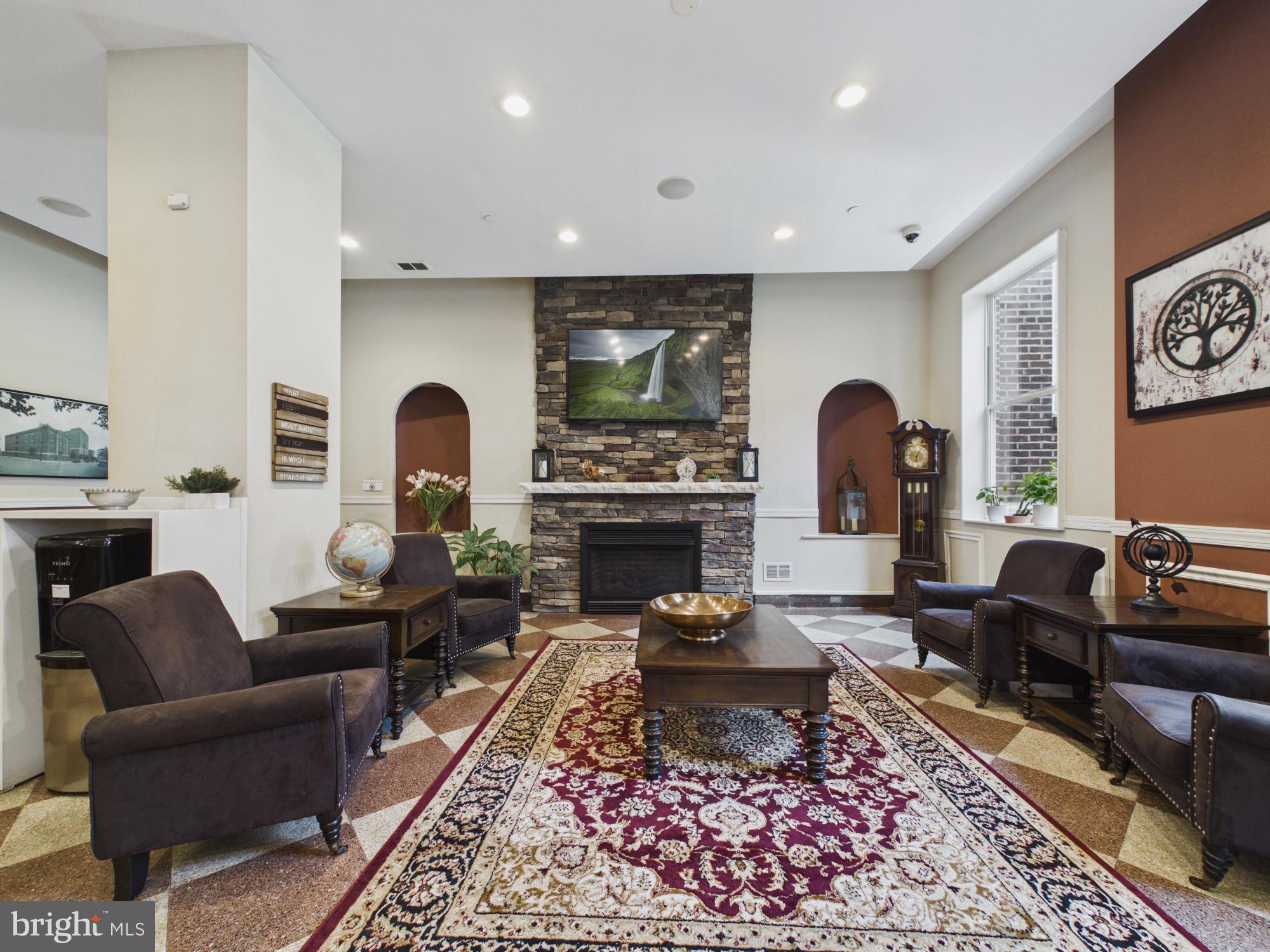 241 S 49TH 321