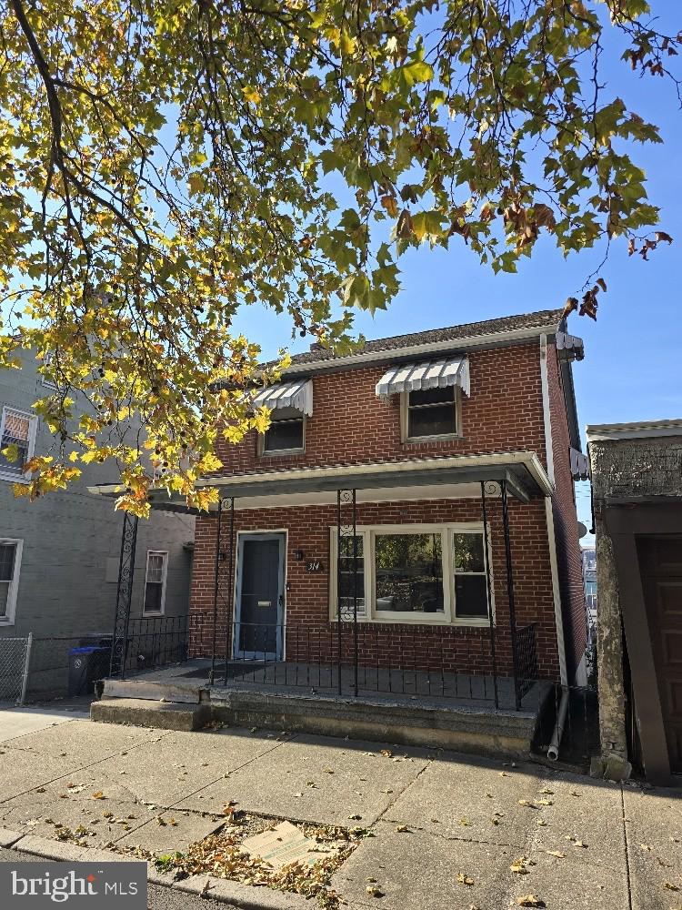 What a find!! All brick traditional style home, ideal for the buyer on a budget!! Two bedroom with original hardwood floors, complete with cedar closets, make this a unique find in this price range!! Gas heat, central air, gas cooking, water heater make this a very energy efficient home!! The lower level basement is full and has potential to be finished for additional space!! Many financing options available, make this your home TODAY!!